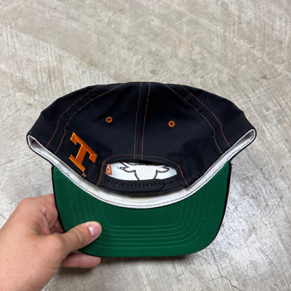 90s Black University of Texas Longhorns Plain Logo Annco Snapback Hat