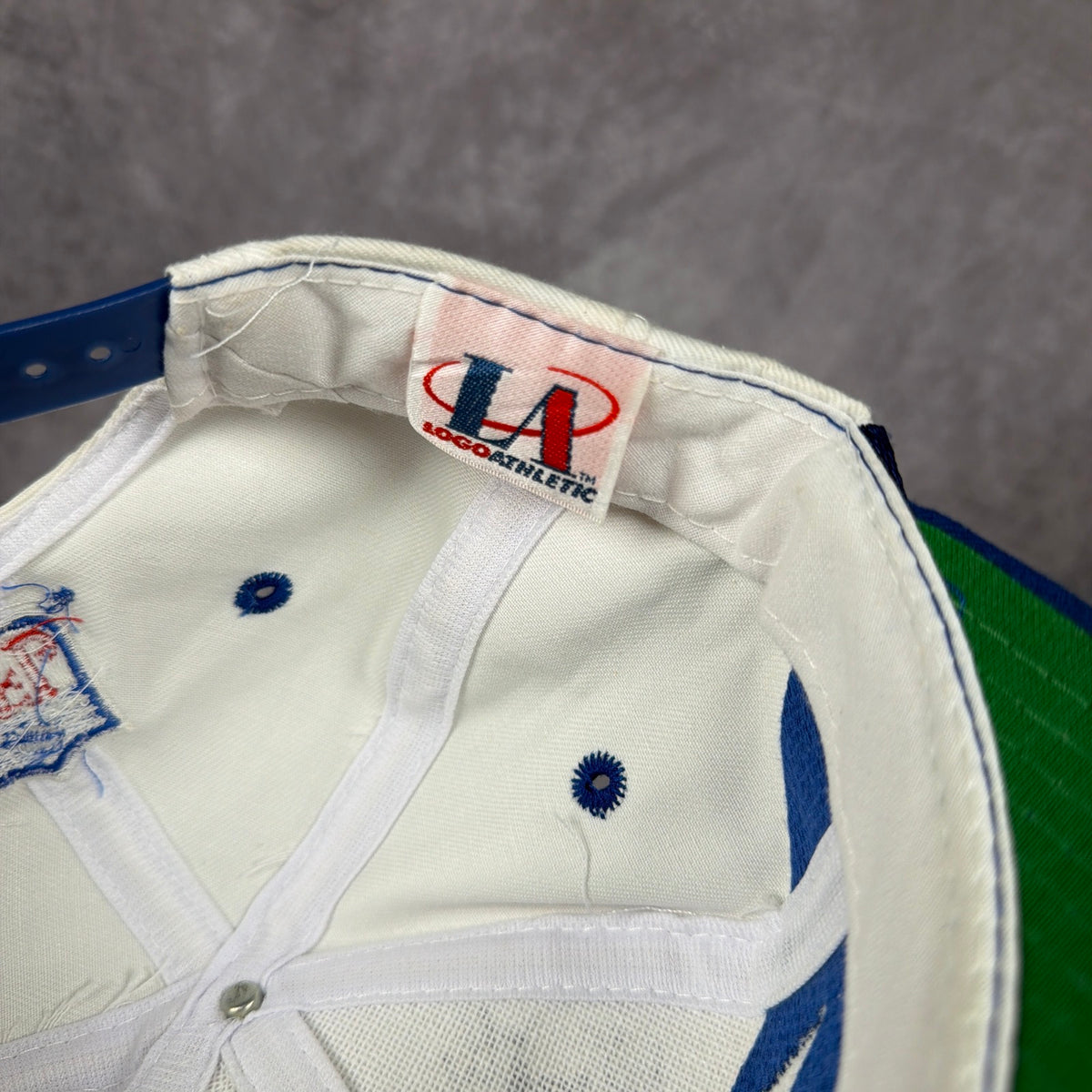90s White Dallas Cowboys Logo Athletic Sharktooth Snapback Hat 6866