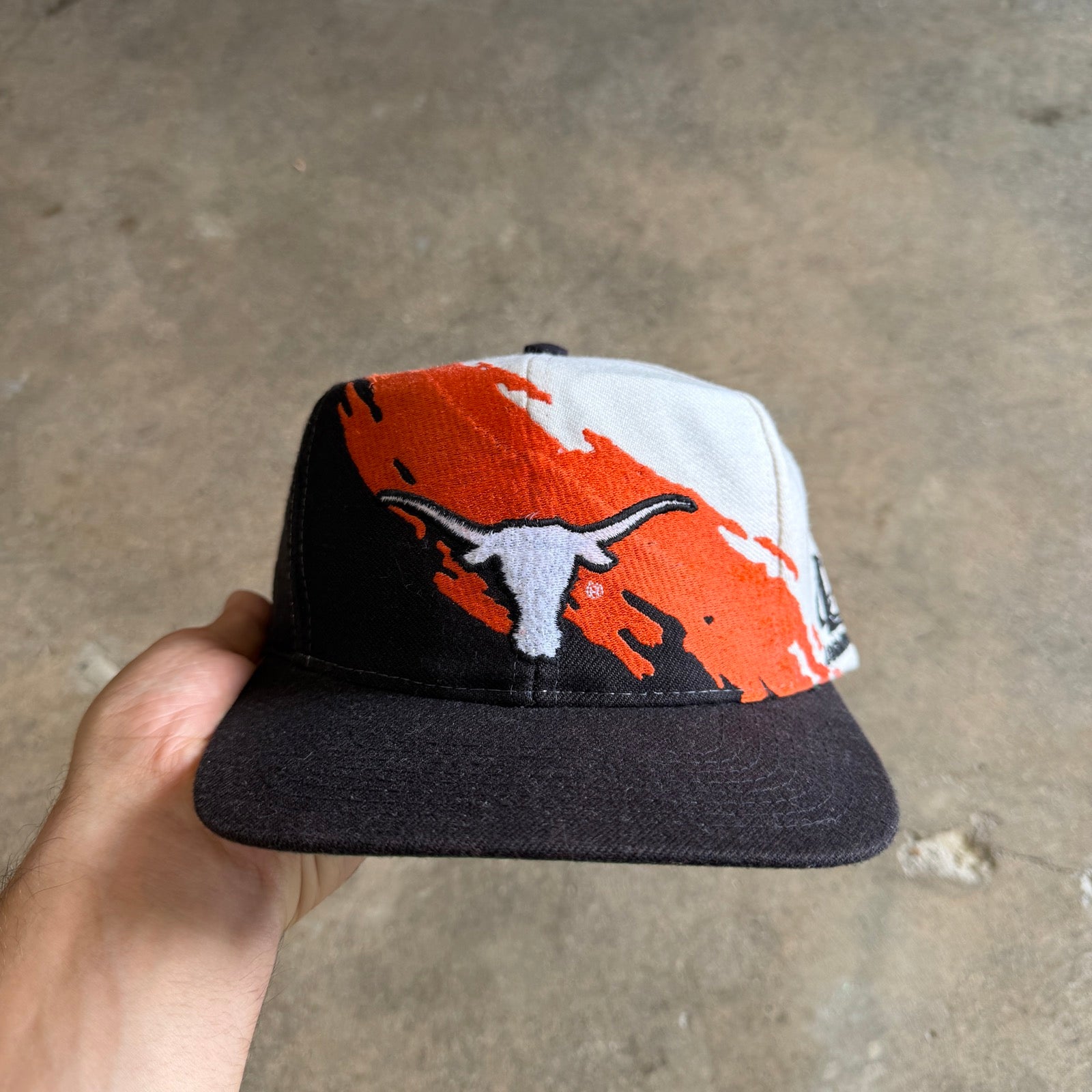 90s Black Texas Longhorns Logo Athletic Splash Snapback Hat 5779