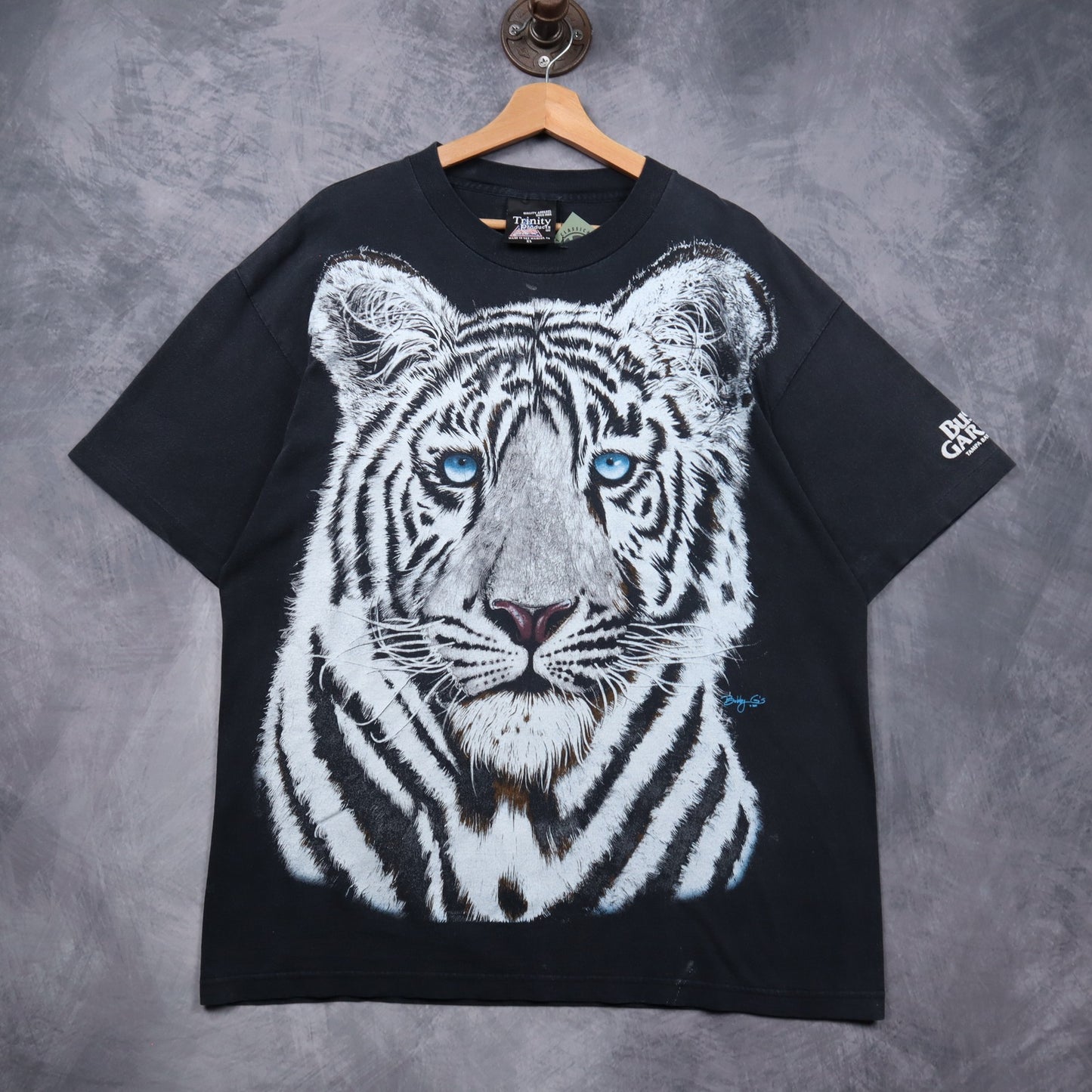 90s Black Busch Gardens White Tiger Big Graphic Shirt 5495