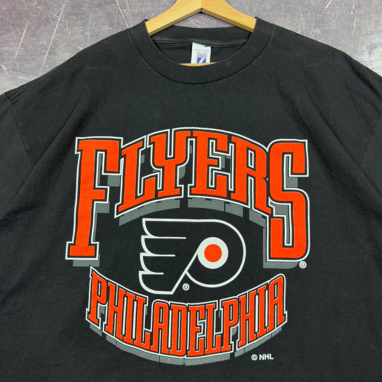 90s Black Philidelphia Flyers Hockey Graphic Logo Shirt XL 1108