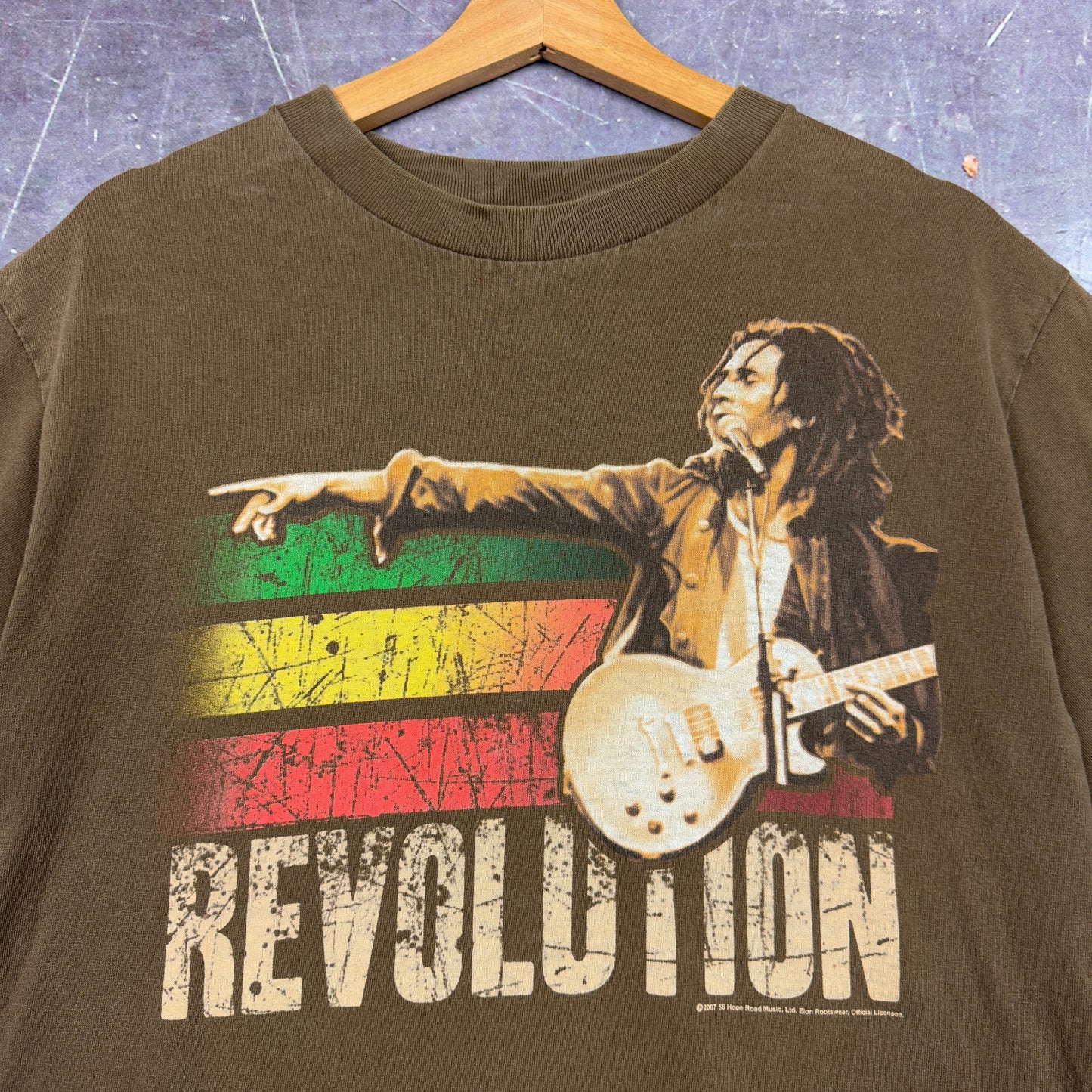 Early 00s Brown Bob Marley Revolution Graphic Shirt M 1052