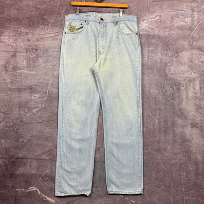 90s Light Wash Levi's 505 Denim Jeans 36x31 2055
