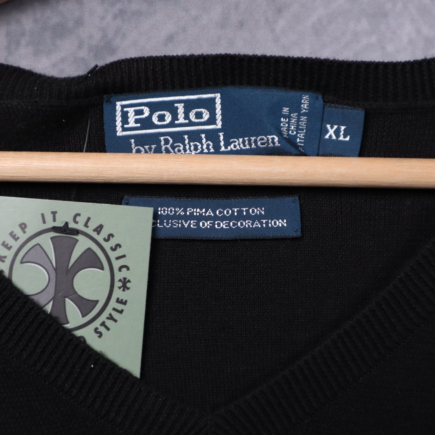 Early 2000s Black Polo Ralph Lauren V-Neck Sweater Vest 5426