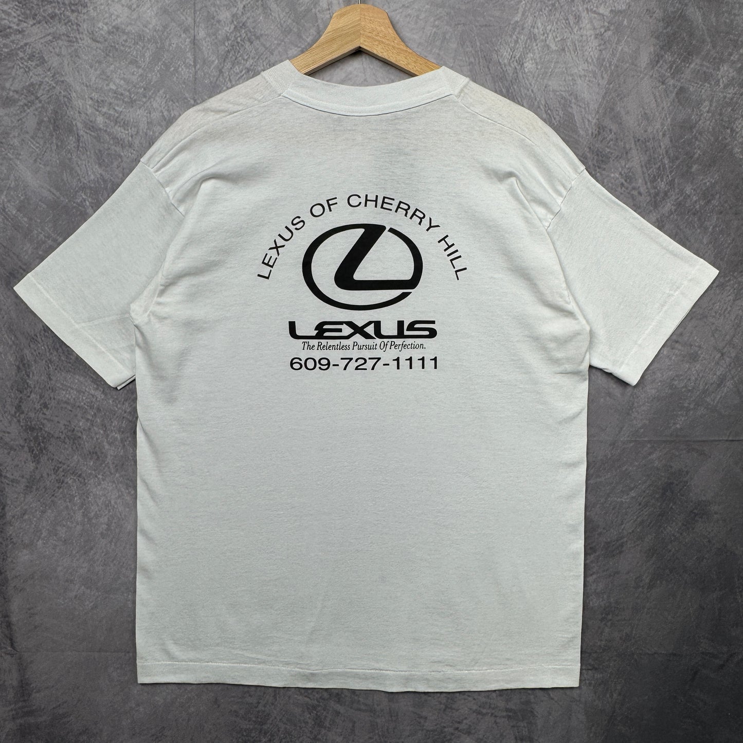 90s White Lexus Shirt 3905