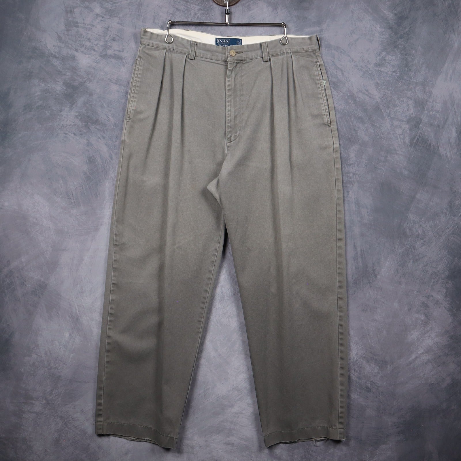 90s Grey Polo Ralph Lauren Andrew Pleated Chino Pants 5188