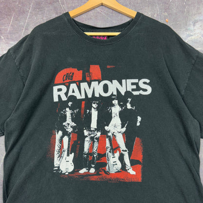 2006 Black Ramones Hey Ho Lets Go Graphic Shirt XL 0930