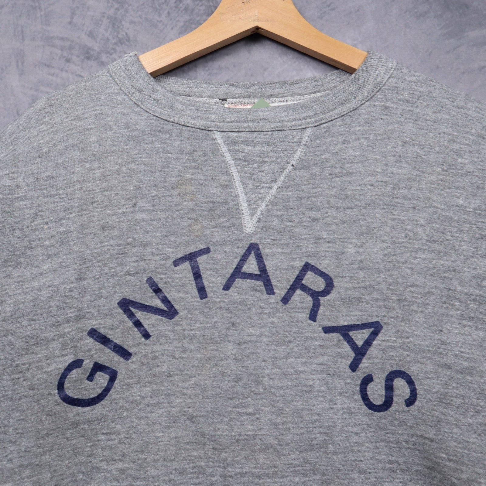 80s Heather Grey Gintaras Russell Athletic V-Stitch Sweatshirt 5576