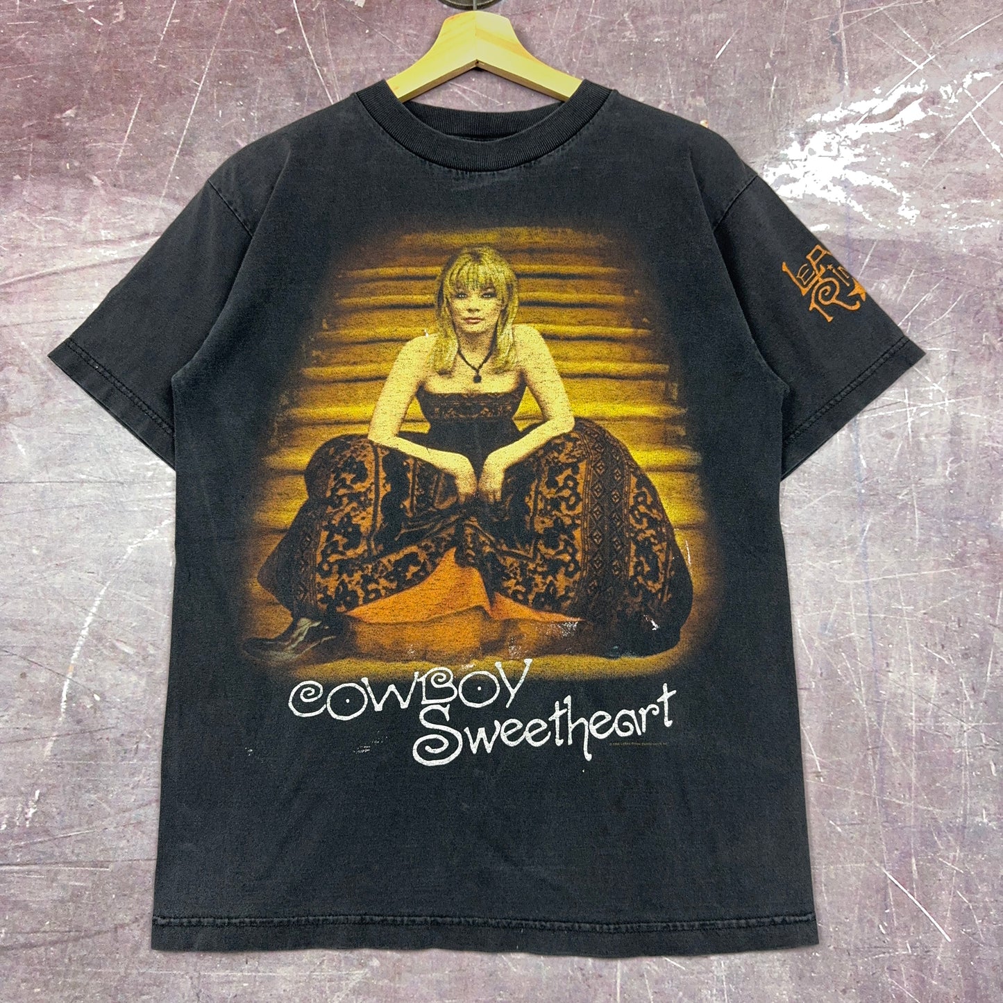 90s Faded Leann Rimes Cowboy Sweetheart Graphic Shirt M 2893