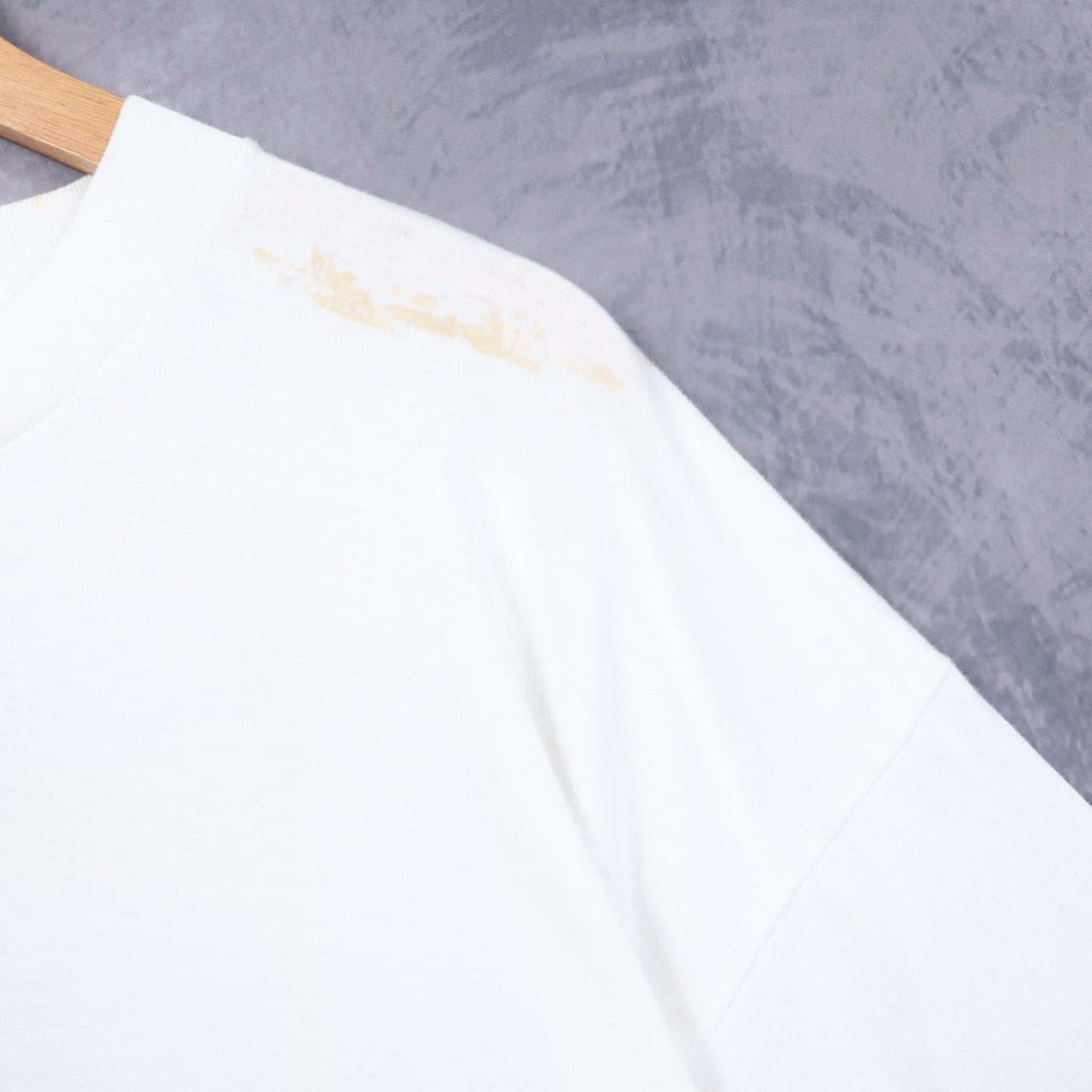 1998 White Budweiser Peace Love Shirt 4841