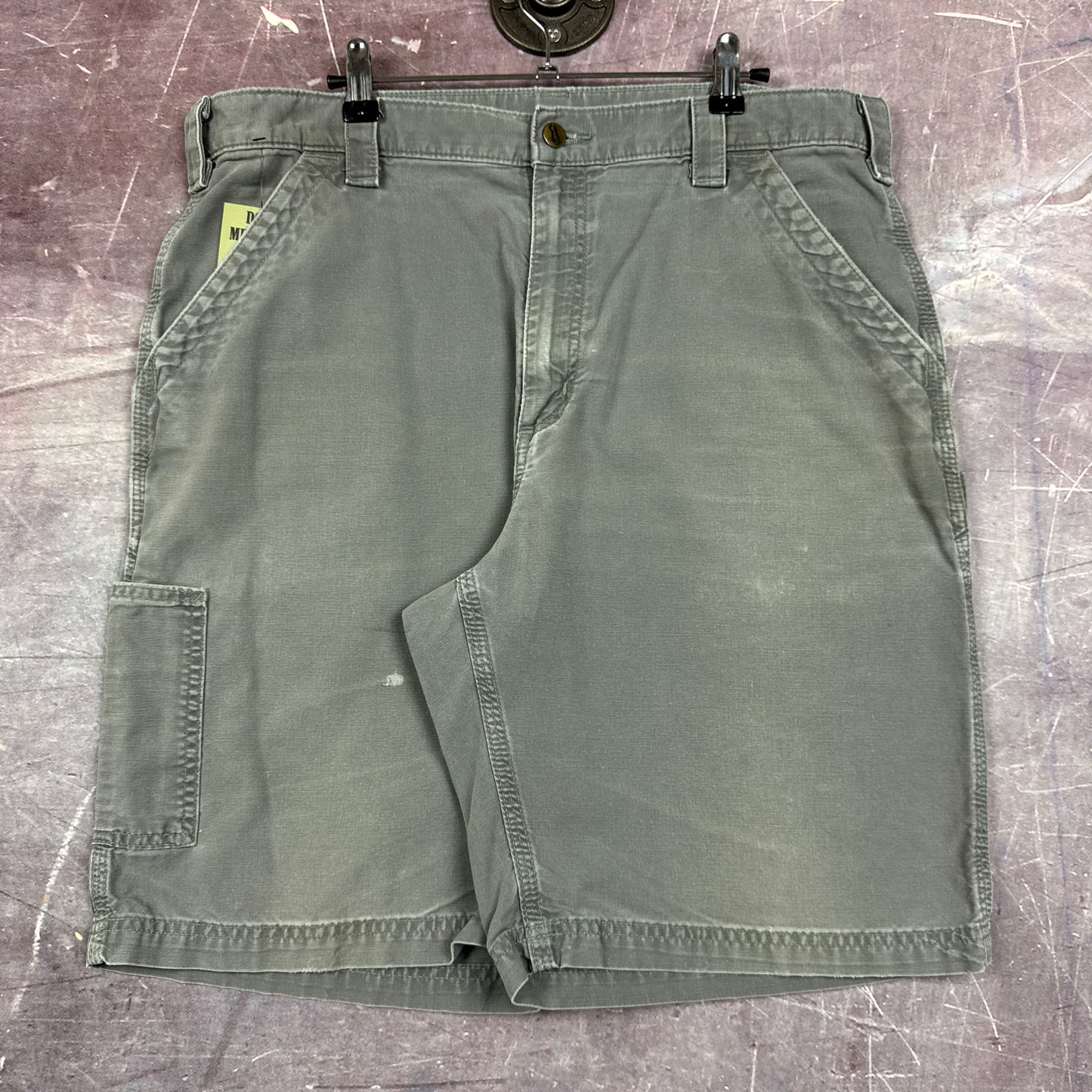 00s Olive Green Baggy Carhartt Carpenter Work Shorts 35x9.5 2793