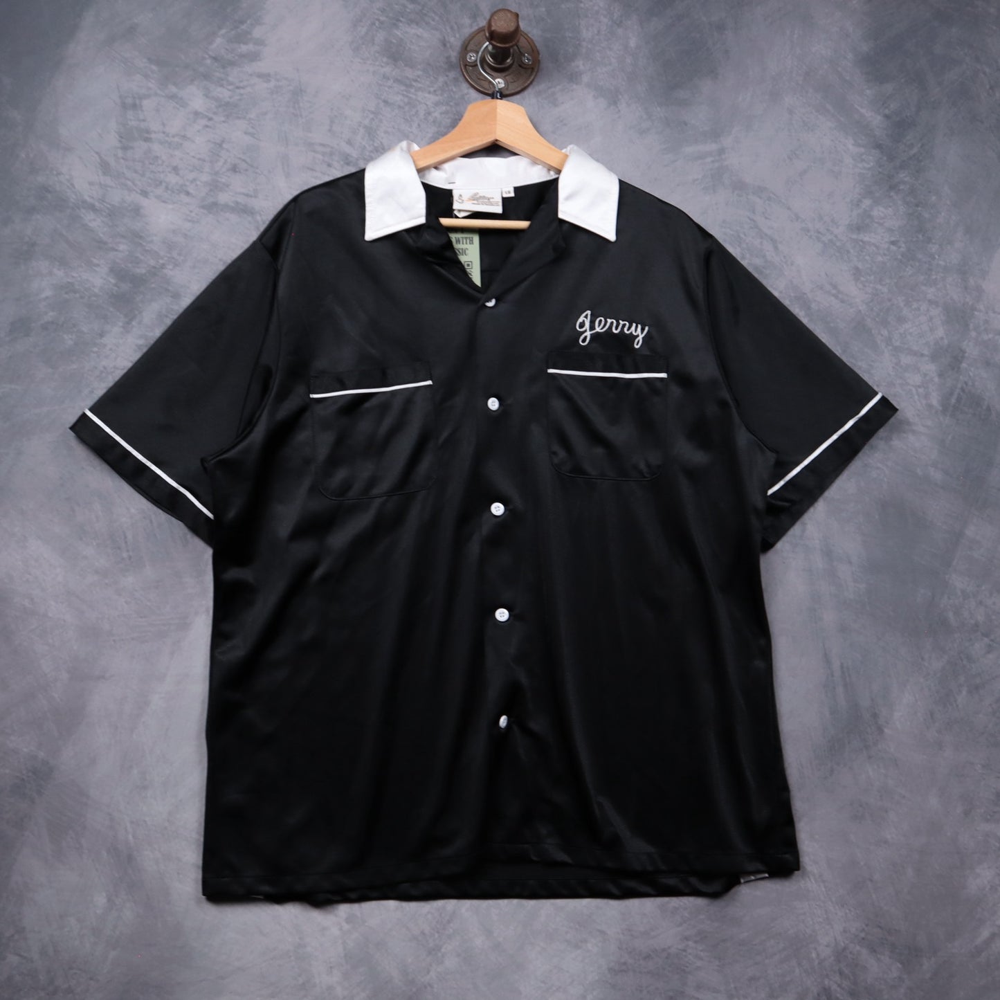 90s Black Grace and Frankie Jerry Bowling Shirt 5470