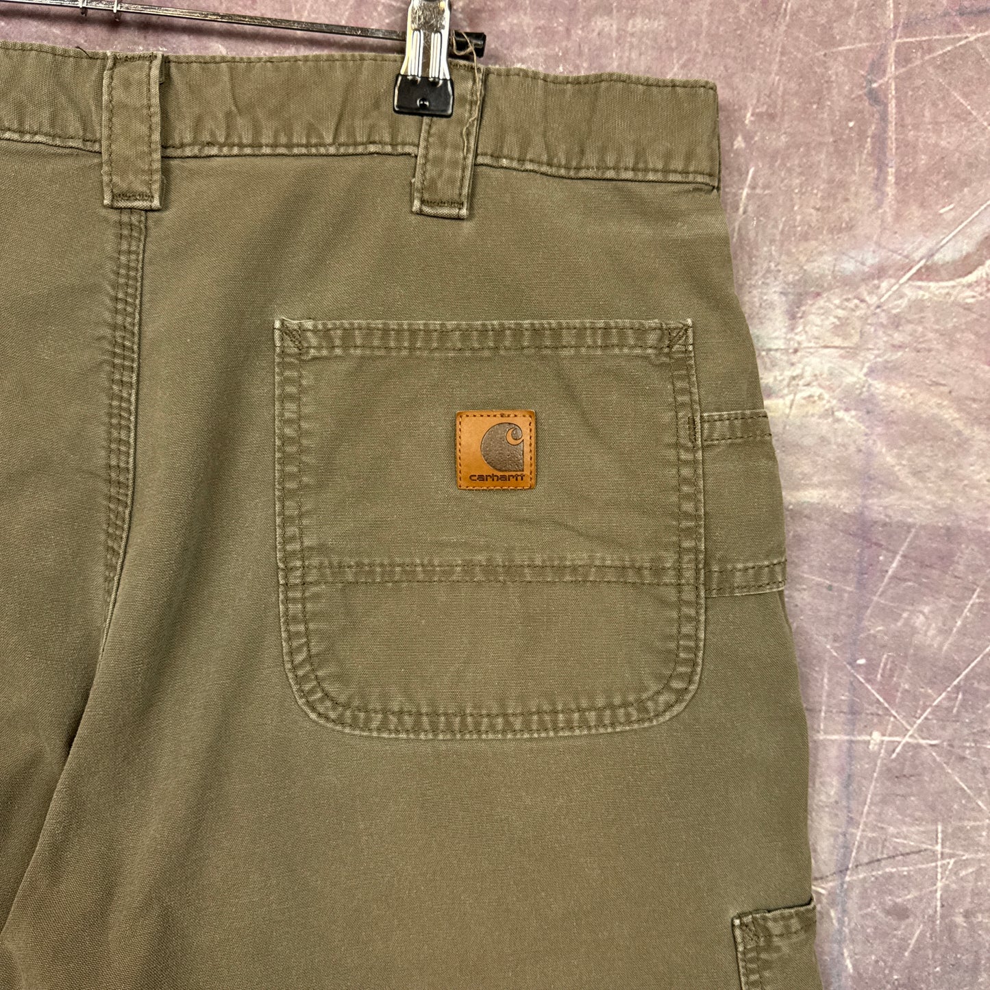 00s Green Carhartt Shorts 36x11 3524