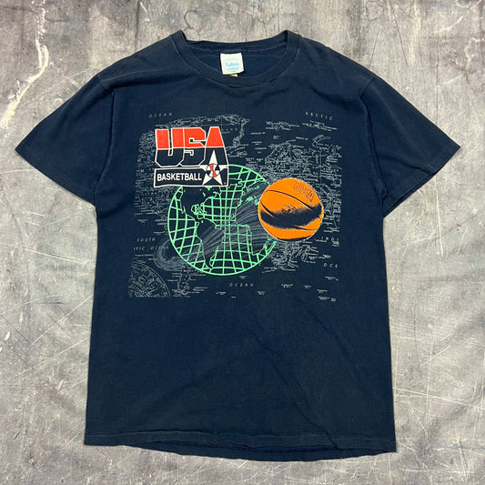 90s Navy Blue USA Basketball graphic Shirt L AK97