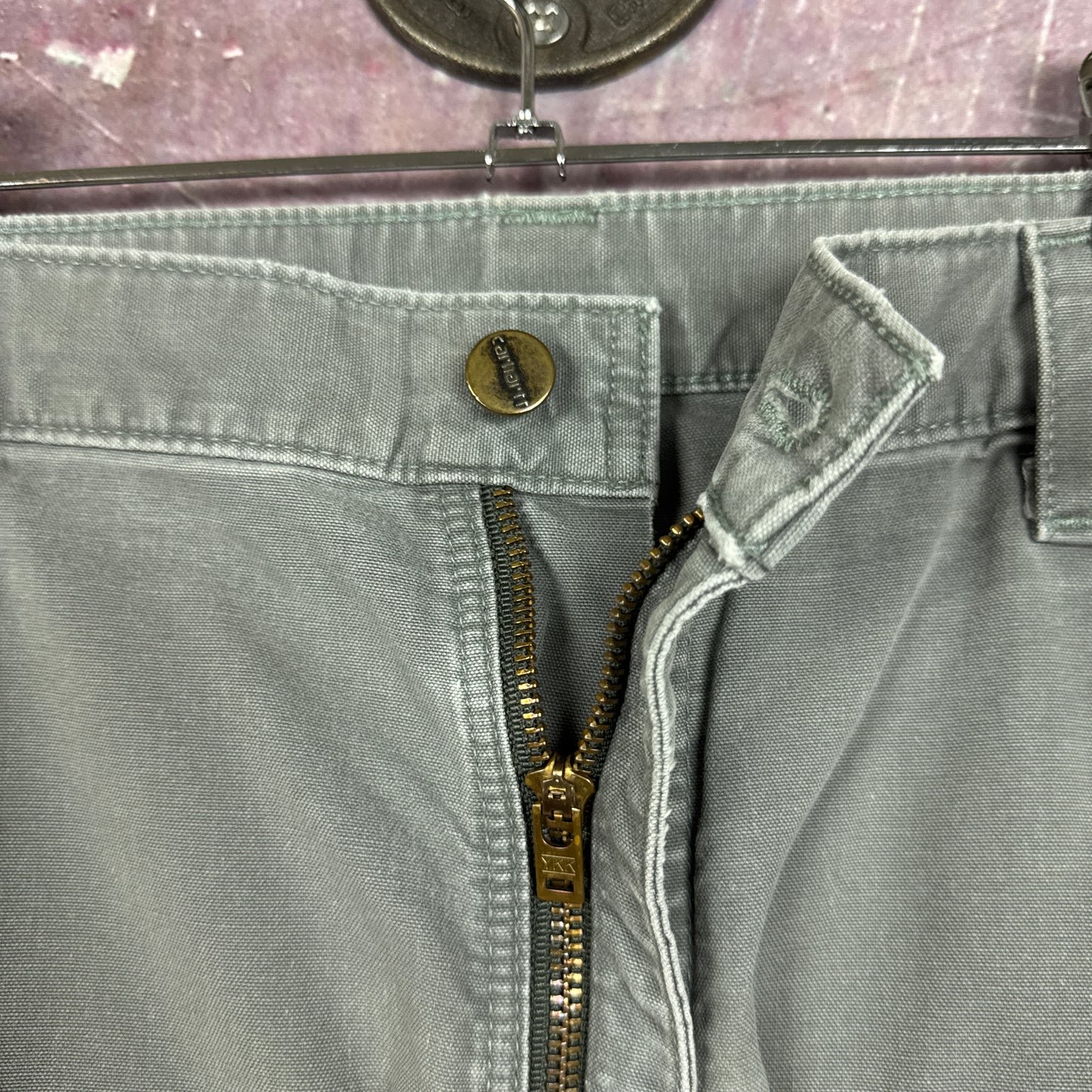 00s Olive Green Baggy Carhartt Carpenter Work Shorts 35x9.5 2793