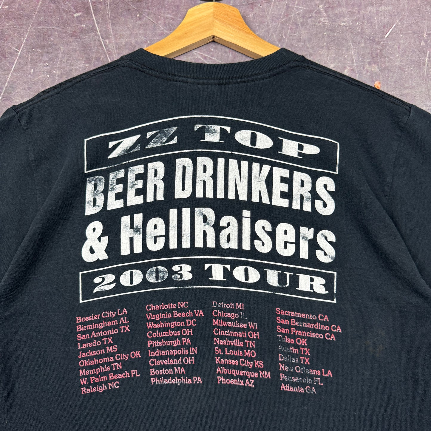 2003 Faded Black ZZ Top Beer Drinkers & Hellraisers Tour Graphic Shirt M 0895