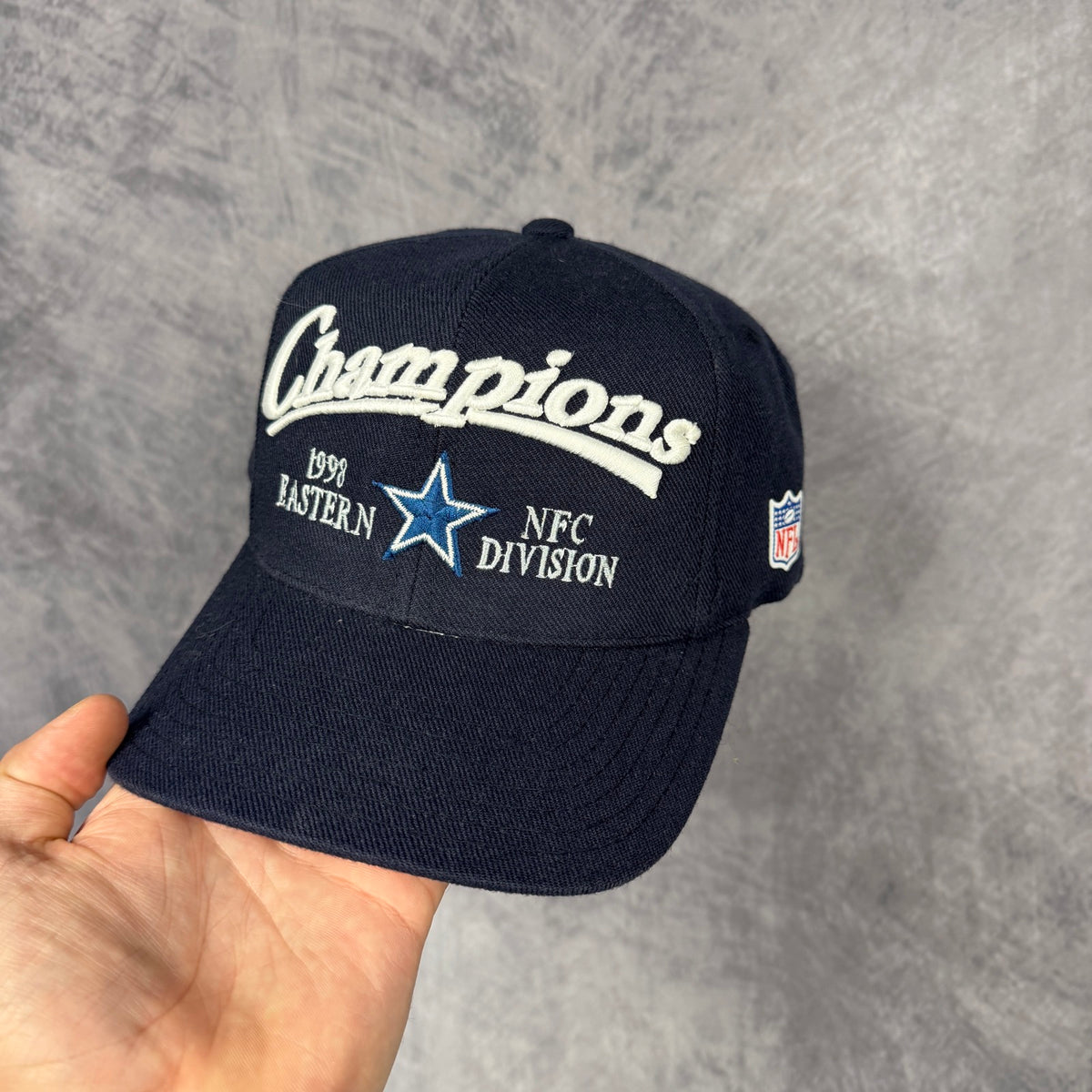 1998 Navy Blue Dallas Cowboys NFC Eastern Division Champions Snapback Hat 6846