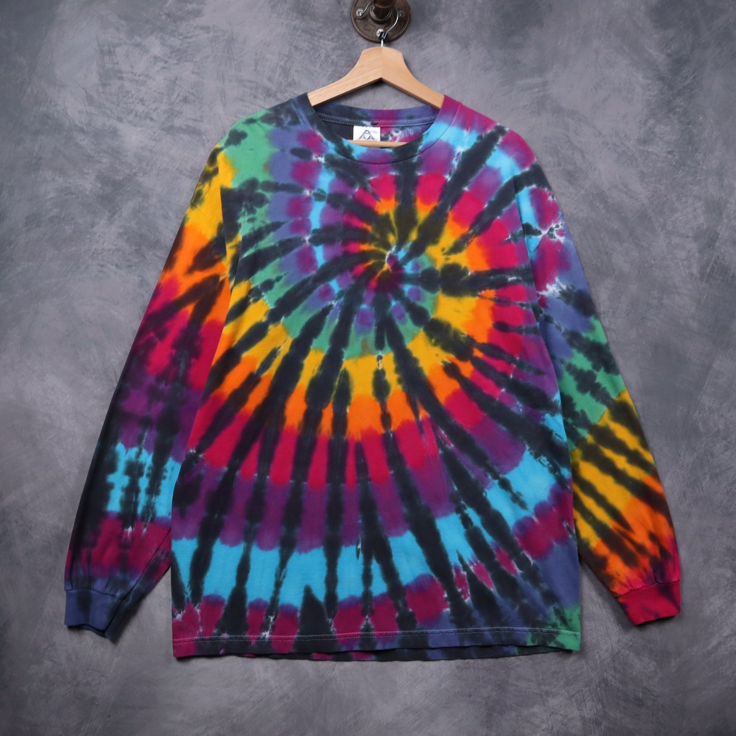 00s Rainbow Spiral Tie Dye Long Sleeve Shirt 5416