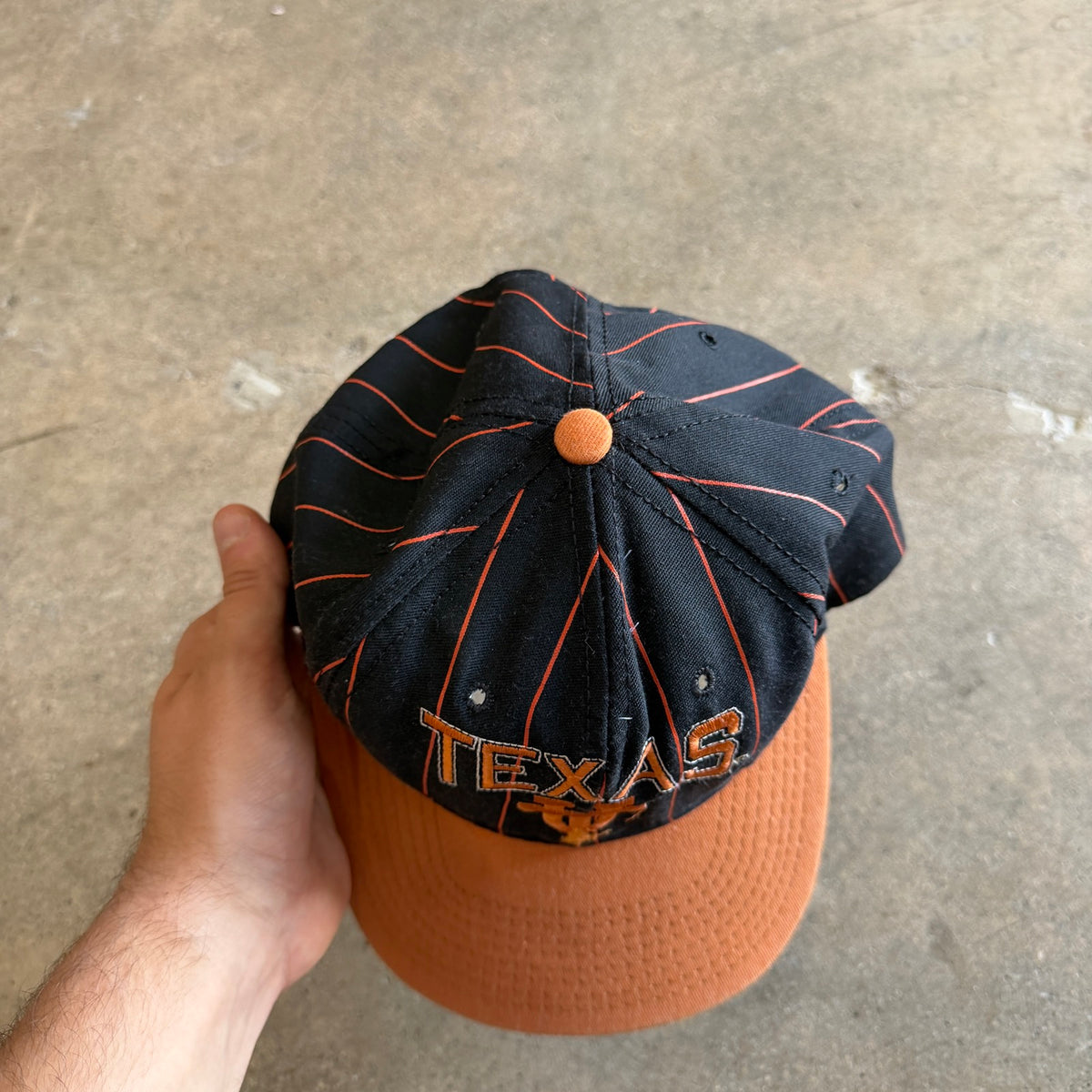 90s Black Texas Longhorns Pinstripe Snapback Hat 5795
