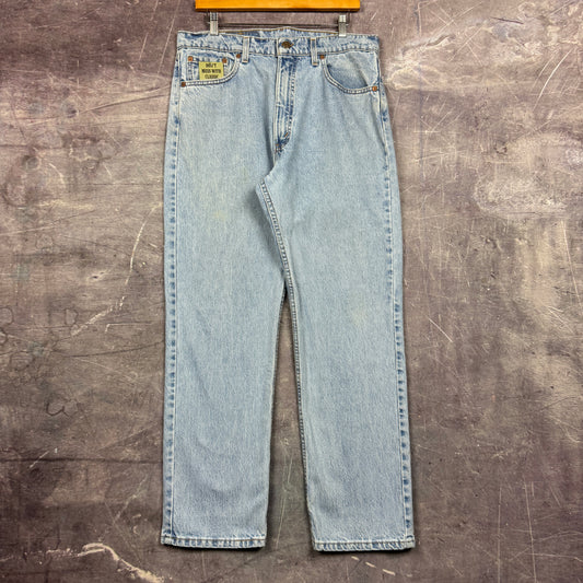 90s Light Wash Levi's 505 Denim Jeans 35x29 0734