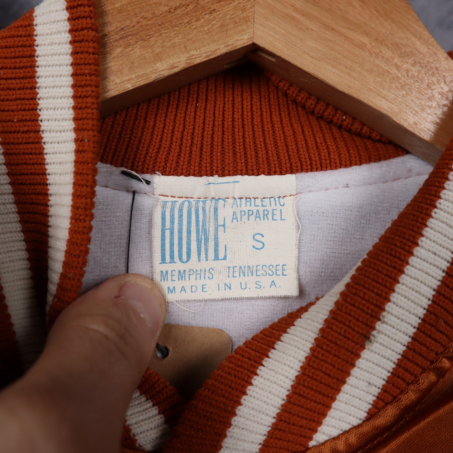 90s Burnt Orange Texas Longhorns Satin Jacket 5910