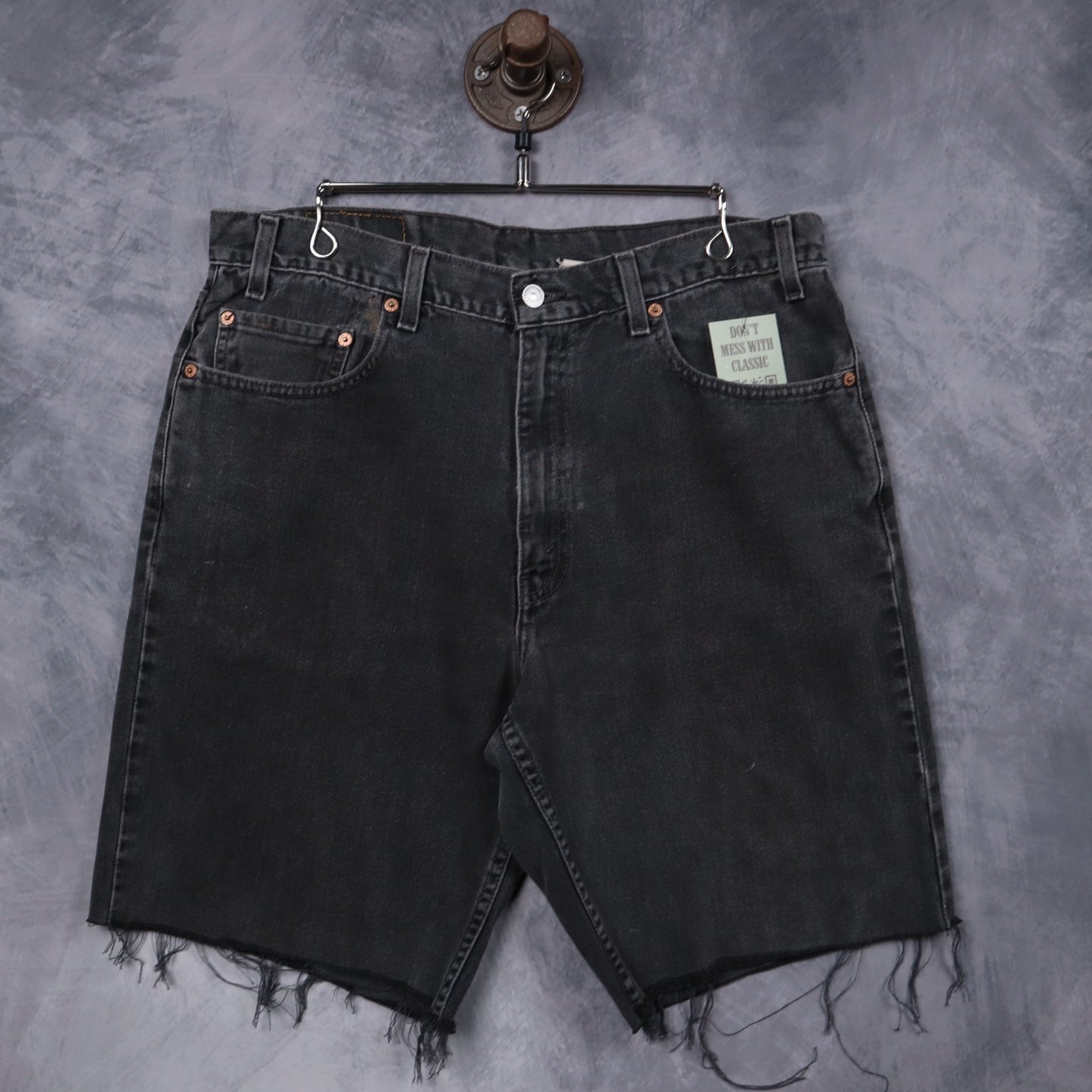 90s Faded Black Levi's 550 Cutoff Denim Shorts 5210