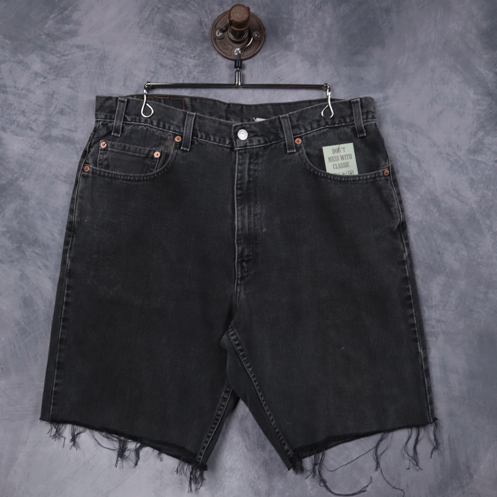 90s Faded Black Levi's 550 Cutoff Denim Shorts 5210