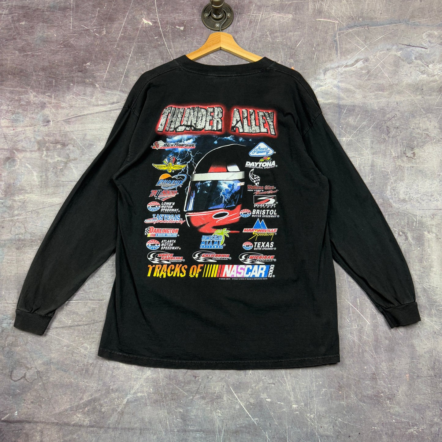 2000 Black Thunder Alley Tracks of Nascar Graphic Long Sleeve Shirt L 0928