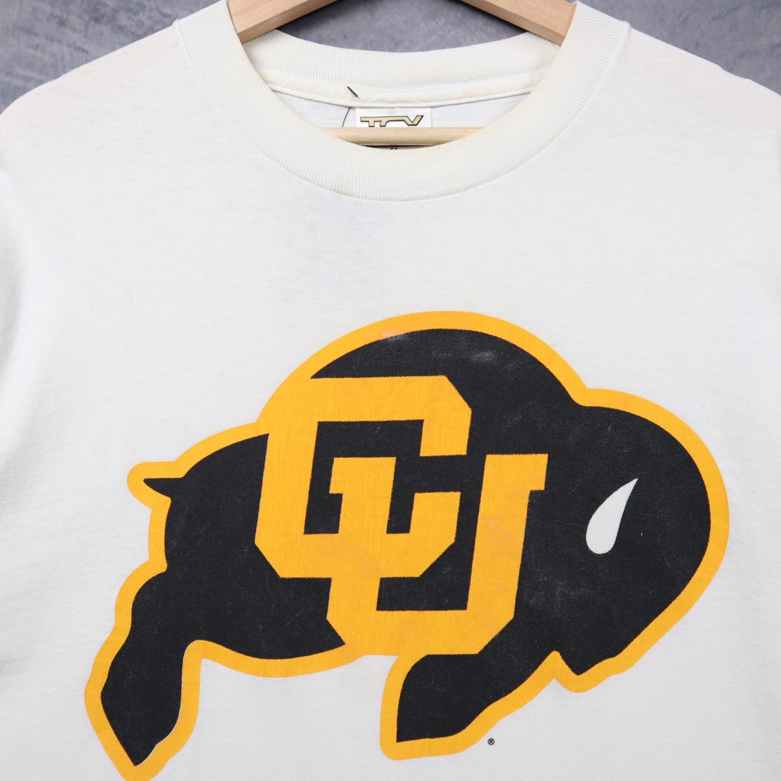 Early 2000s White Colorado Buffaloes Shirt 5419