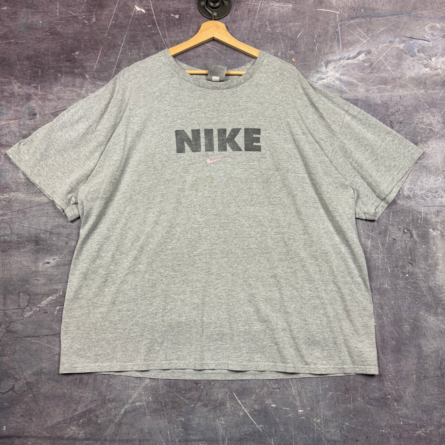 Early 00s Light Gray Nike Spellout Logo Center Swoosh Essential Shirt XXL 1135