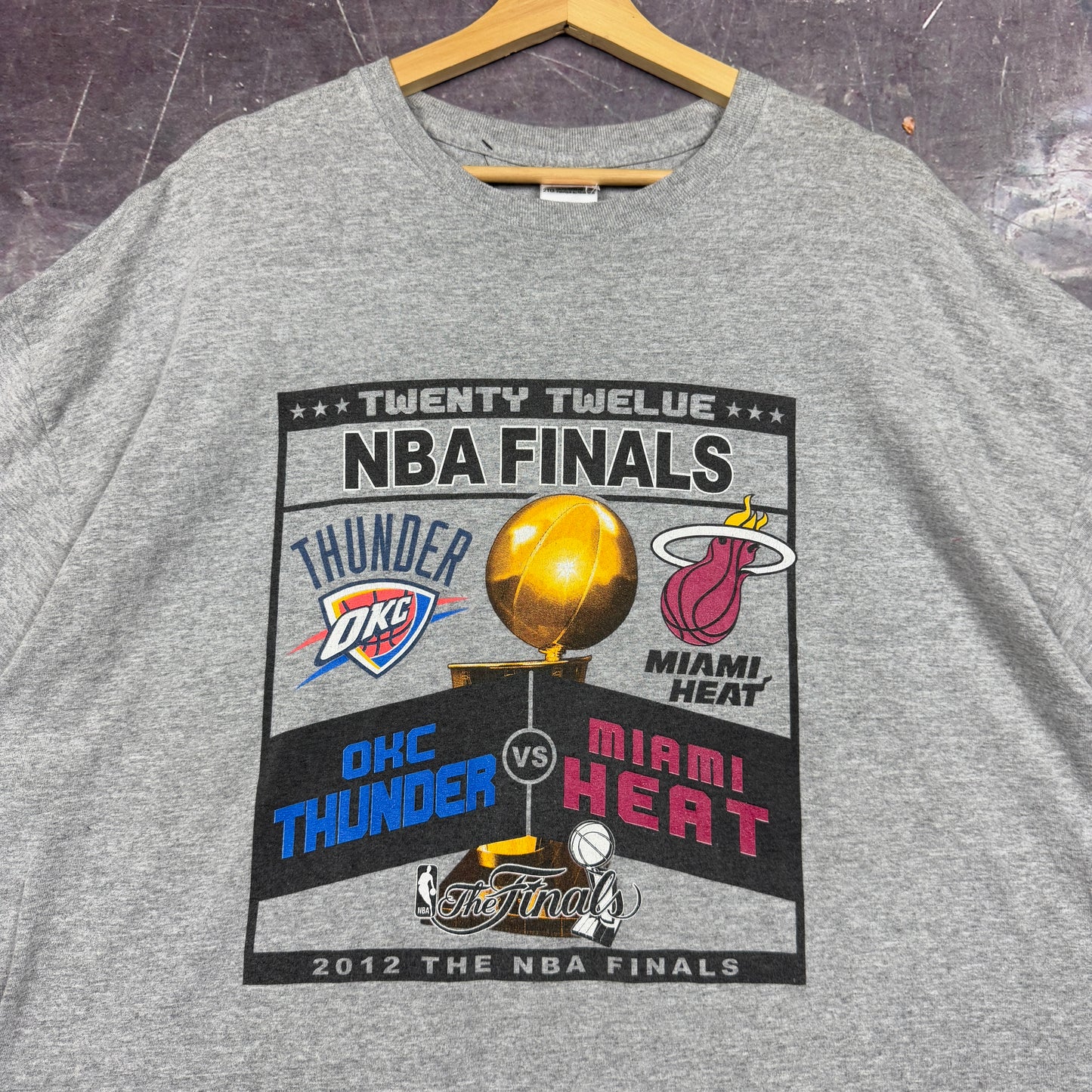 2012 Light Gray OKC Thunder Miami Heat NBA Finals Basketball Graphic Shirt XXL 1081