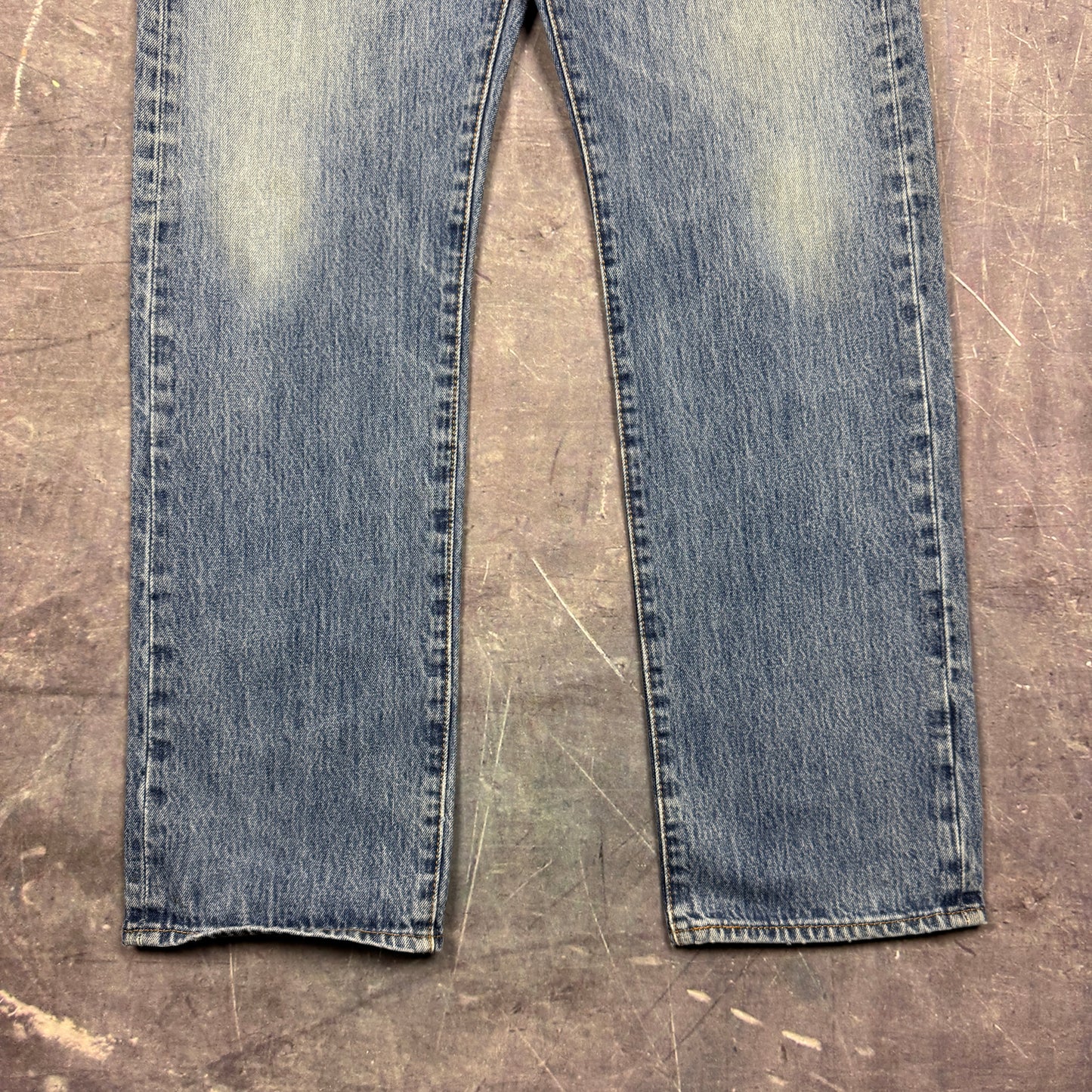 Early 00s Light Wash Levi's 501 Denim Jeans 33x30 0643