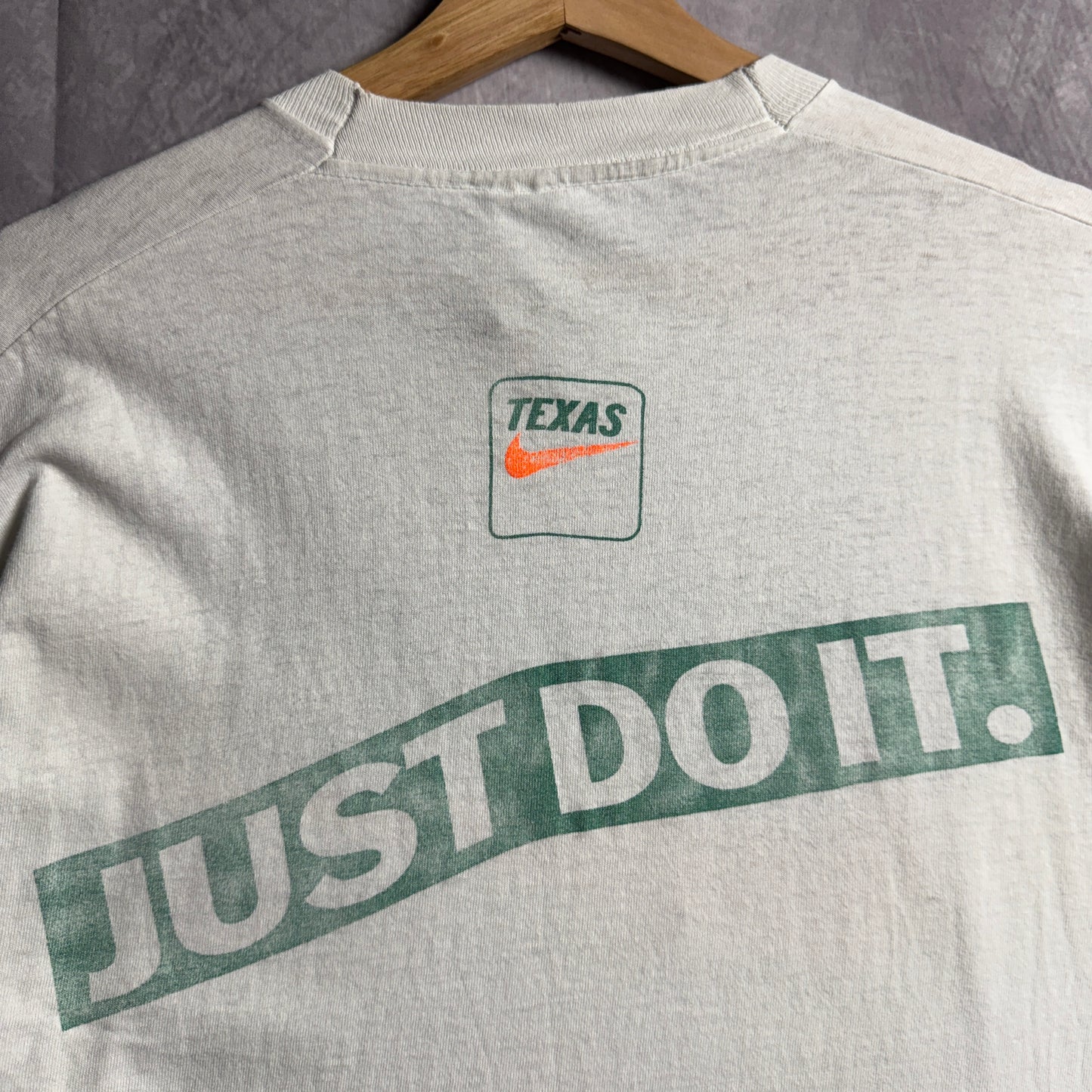 90s White Texas Longhorns Nike Gatorade Boot Shirt 4541