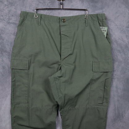 Early 2000s Olive Green Propper Ripstop Military Cargo Pants 5187