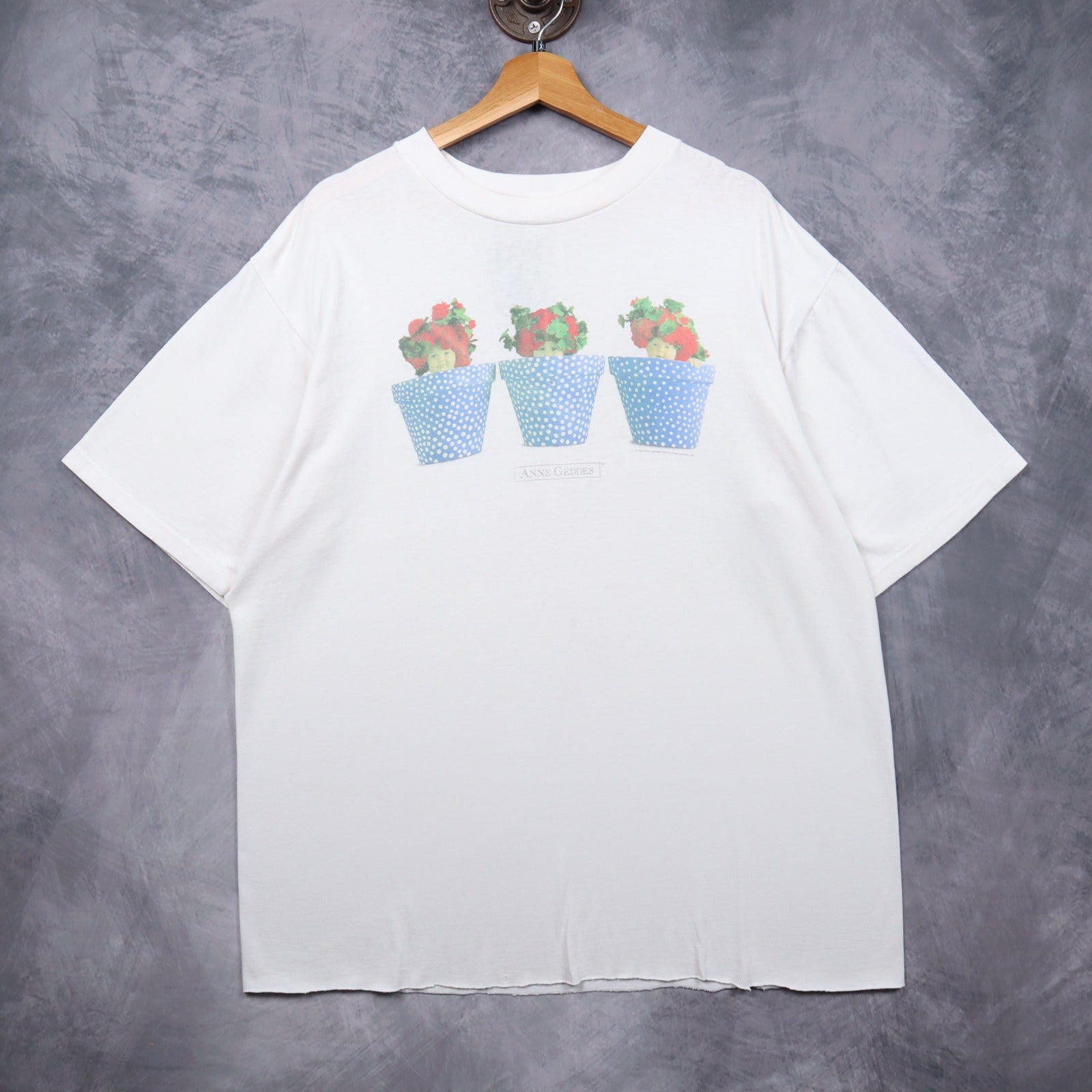 1997 White Anne Geddes Babies In Flower Pots Shirt 5530