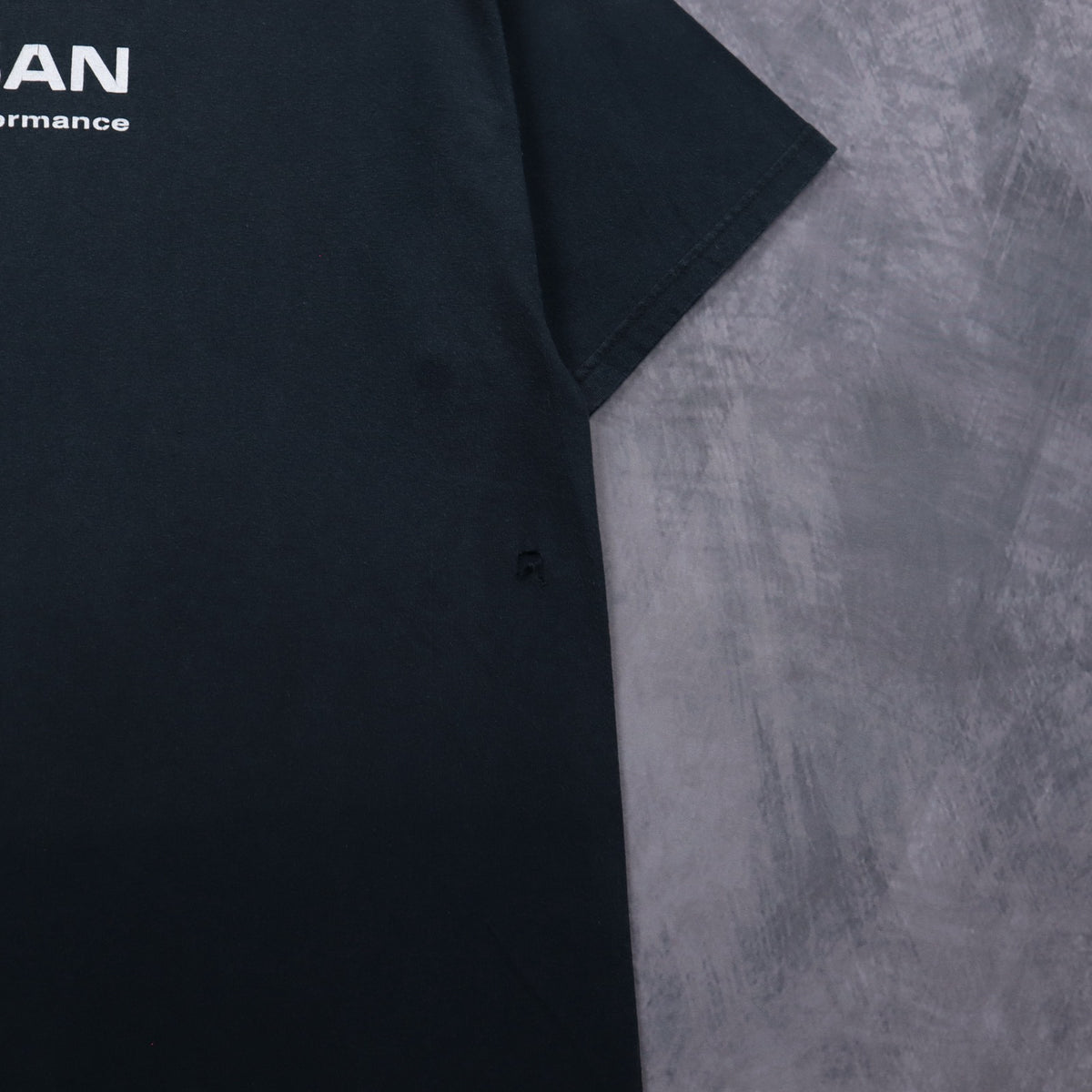 Early 00s Black Nissan Titan Shirt 7245