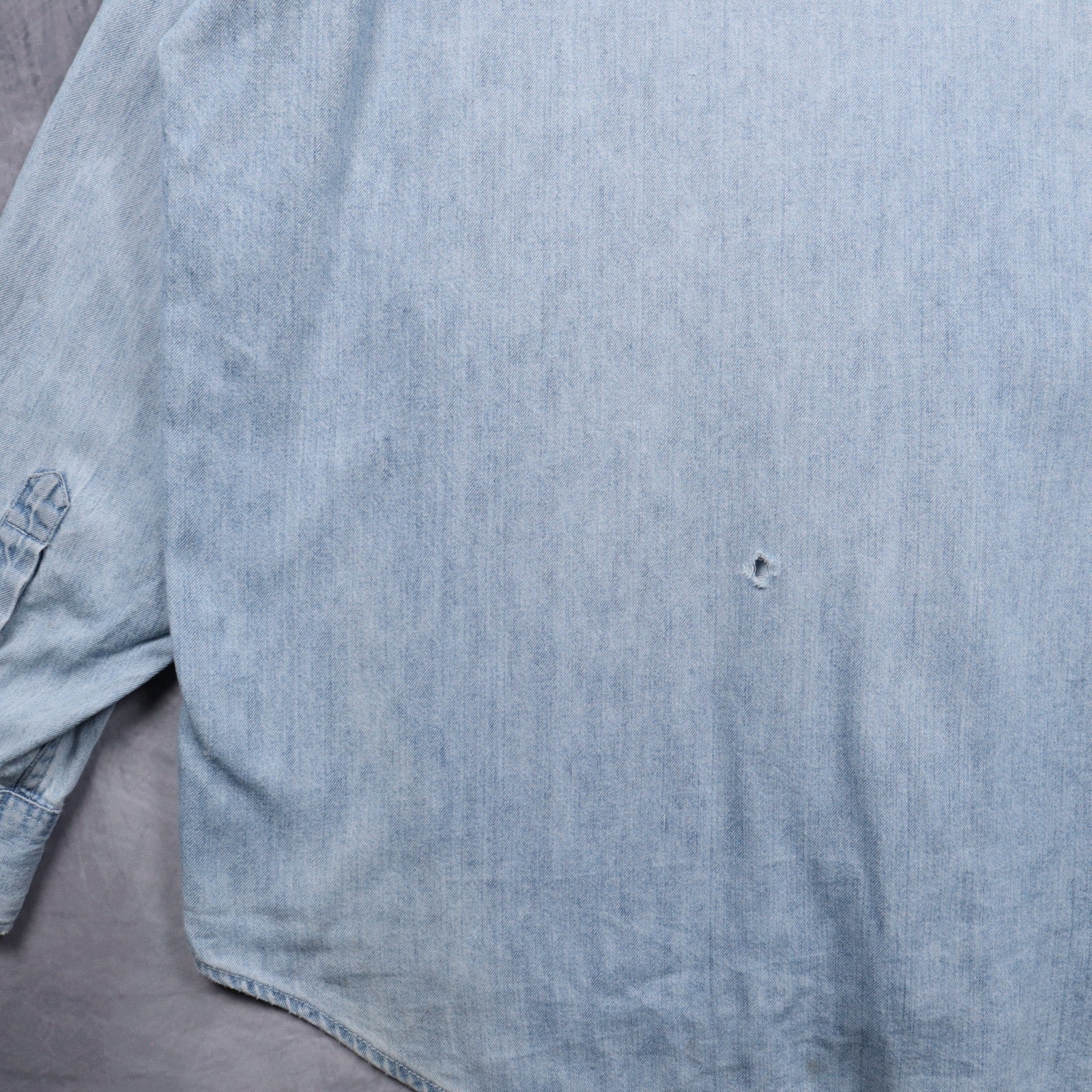 90s Light Blue Gap Blue Jeans Denim Button Up Shirt 5475
