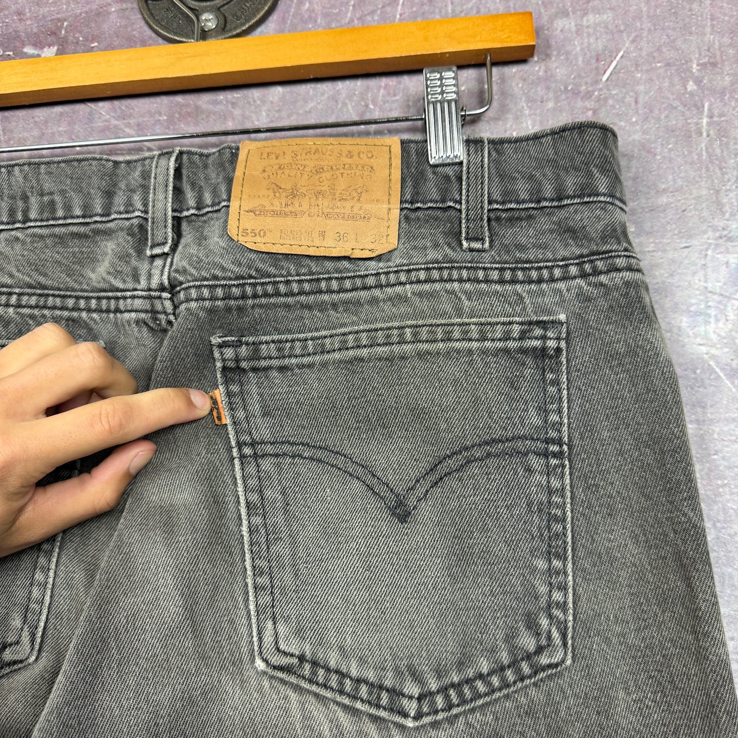 90s Faded Black Levi's 550 Orange Tab Denim Jeans 35x32 2231