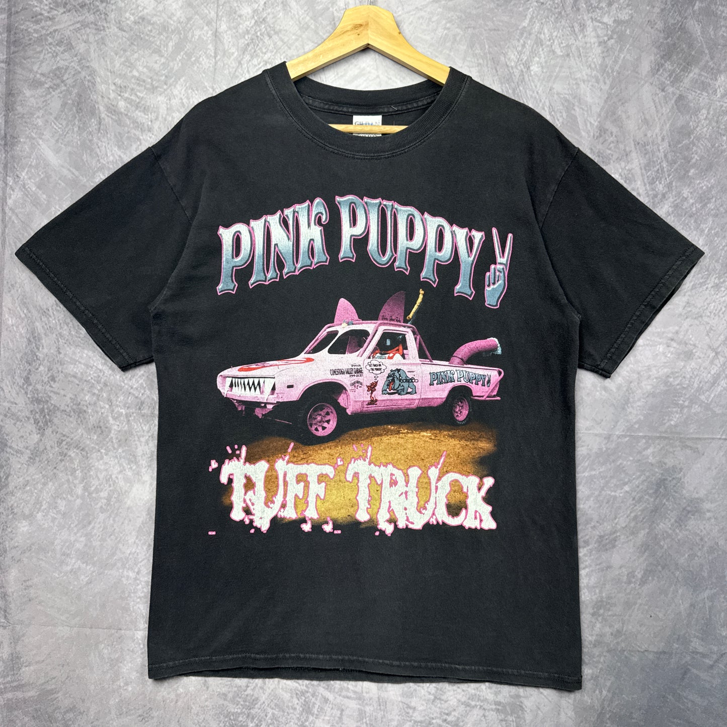 00s Black Pink Puppy Tuff Truck Shirt 3866