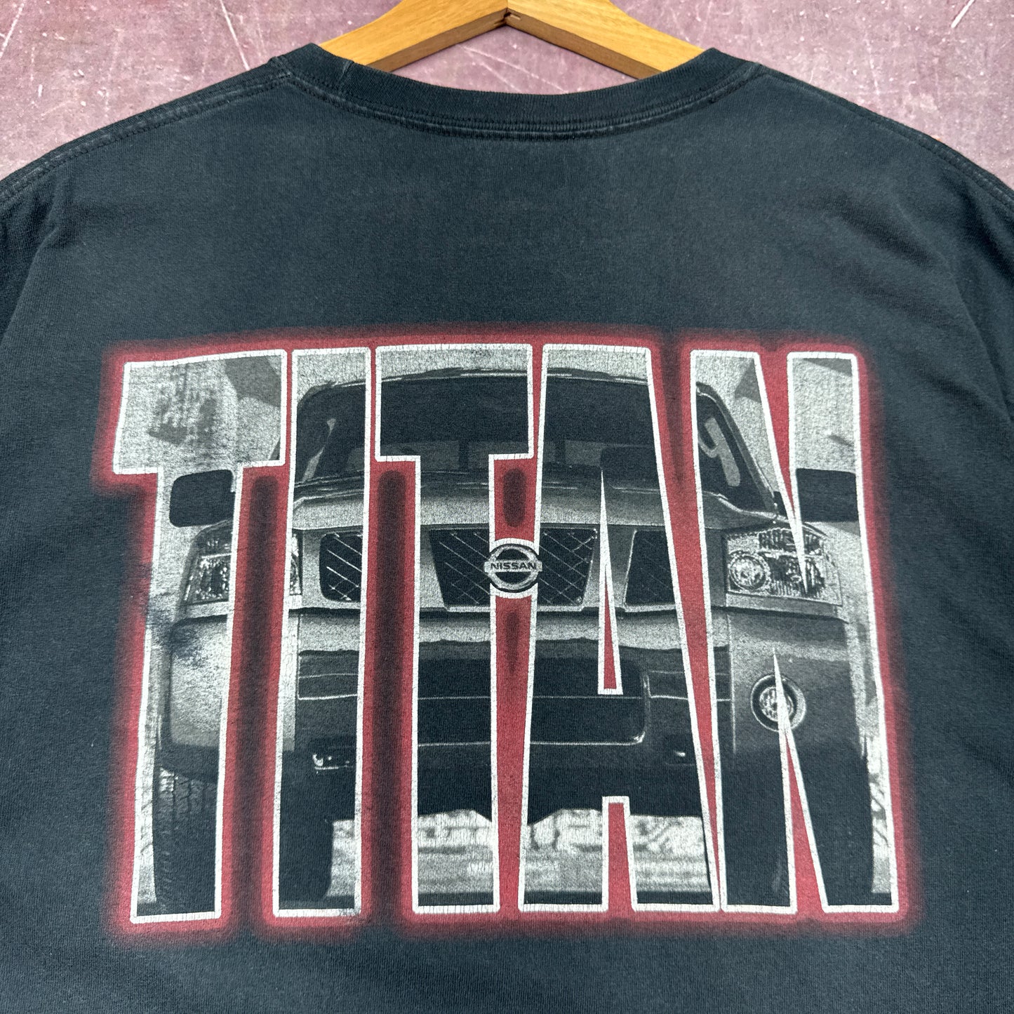 00s Black Nissan Titan Shirt 3836
