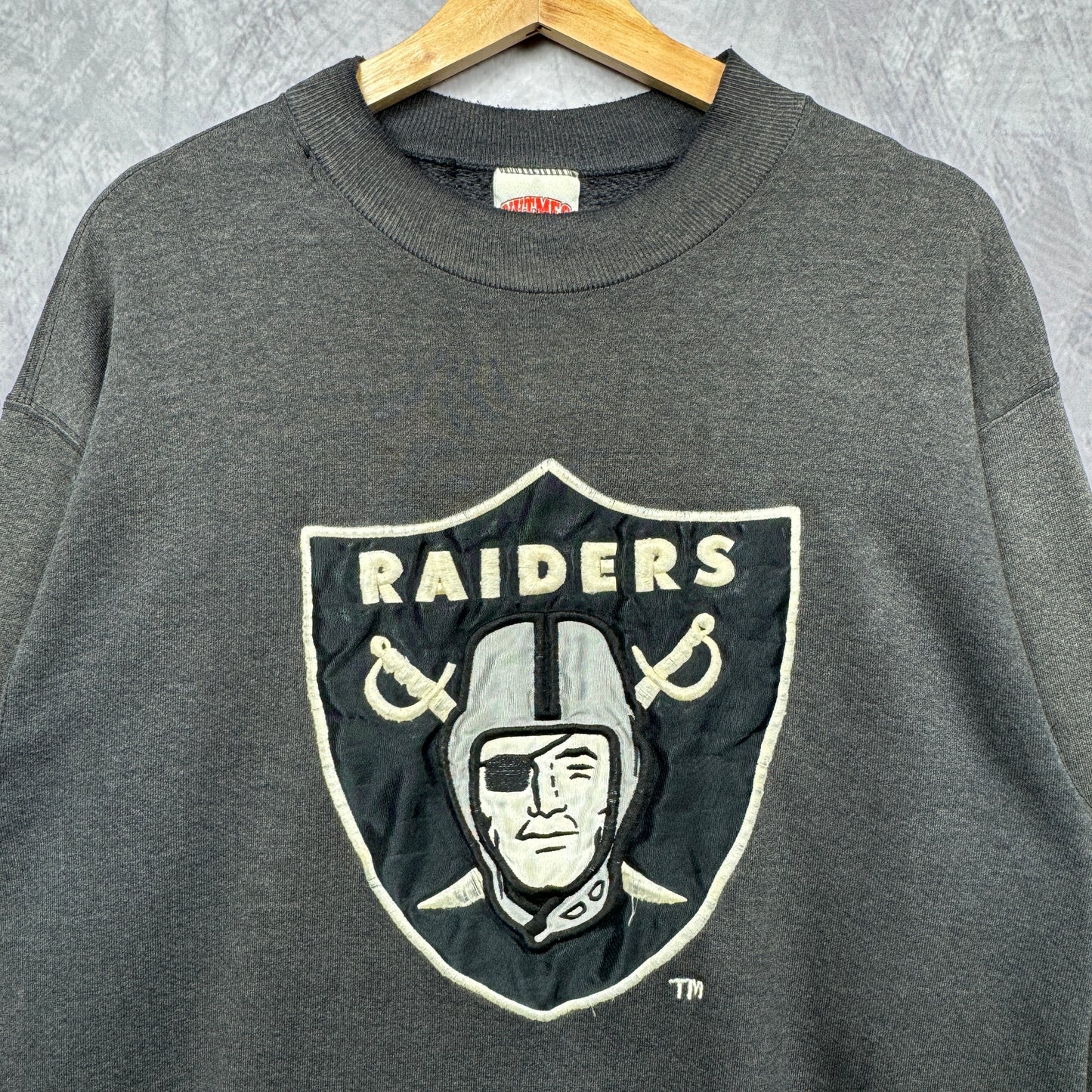 90s Faded Black Los Angeles Raiders Crewneck Sweatshirt 4100