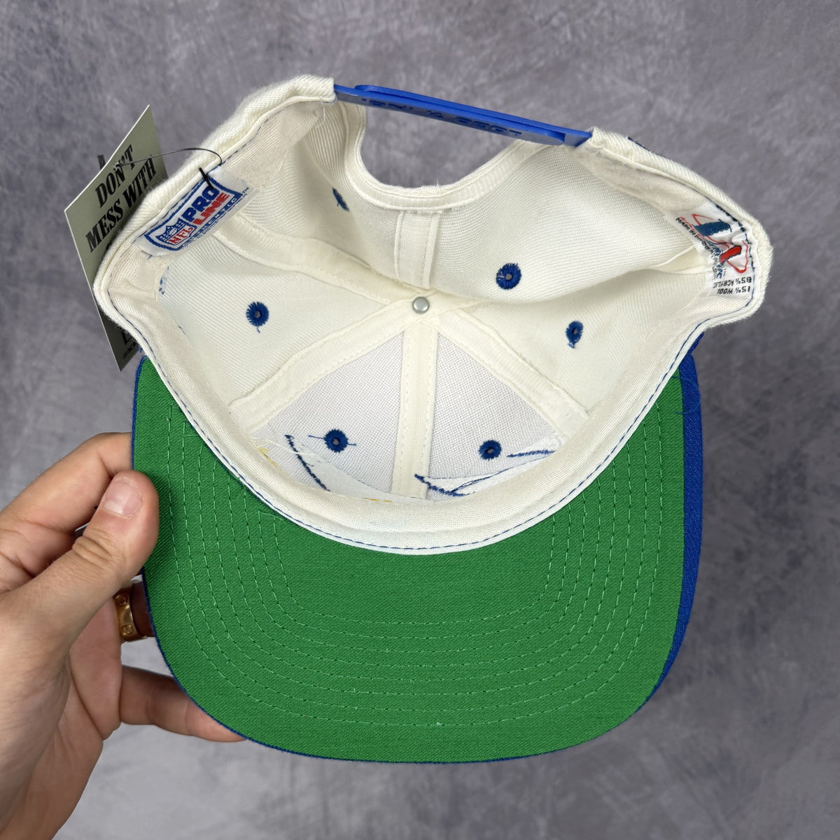 90s White Los Angeles Rams Logo Athletic Sharktooth Snapback Hat 6802