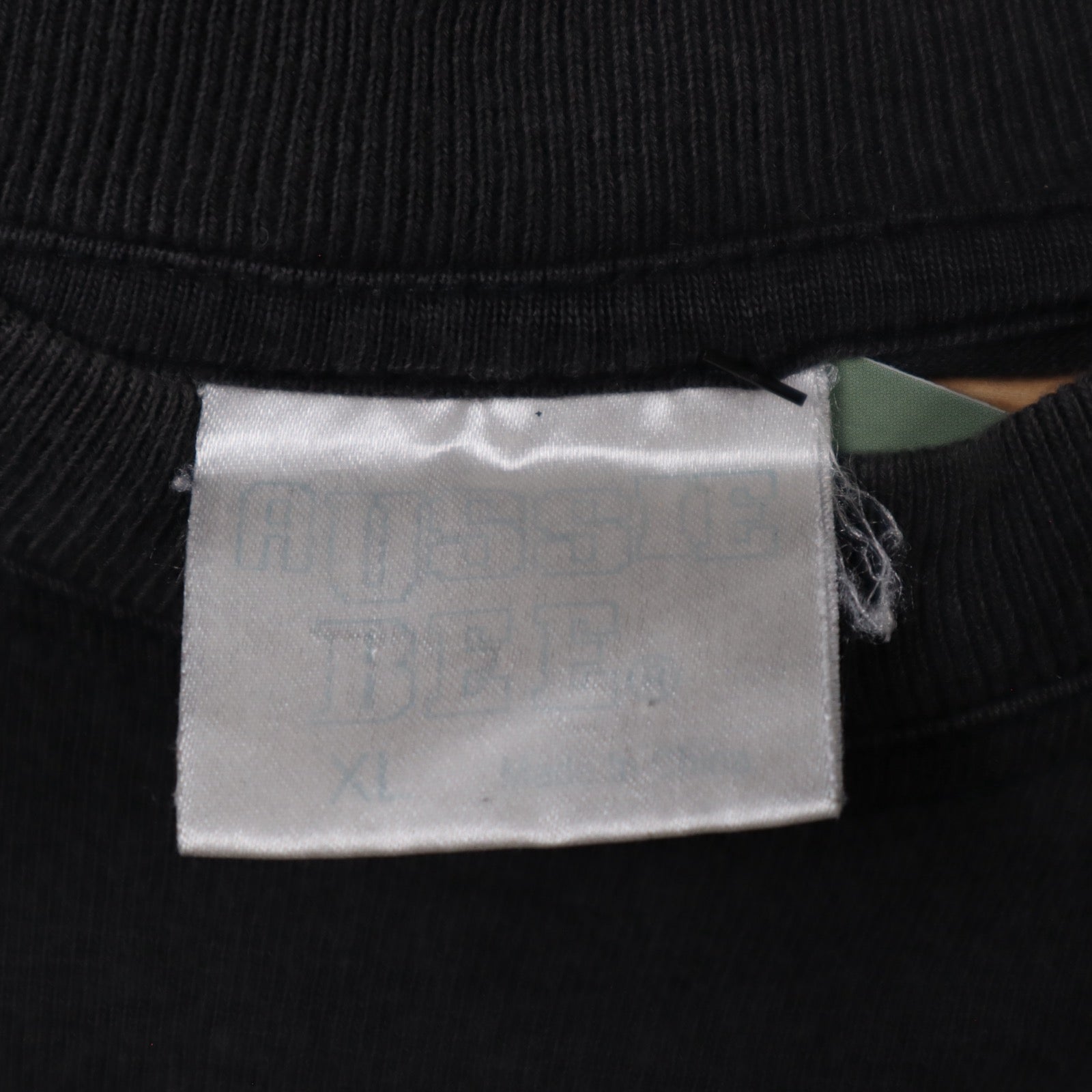 Early 2000s Faded Black Giants Of Science Brisbane Gig Shirt 5346