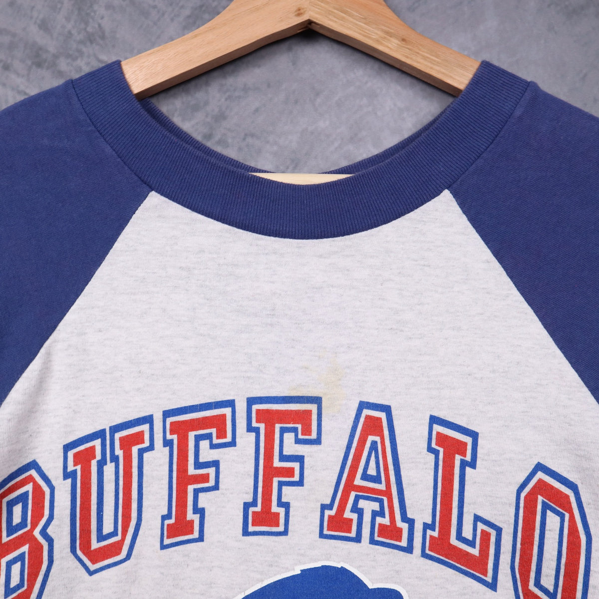 90s Grey Buffalo Bills Raglan Shirt 6584