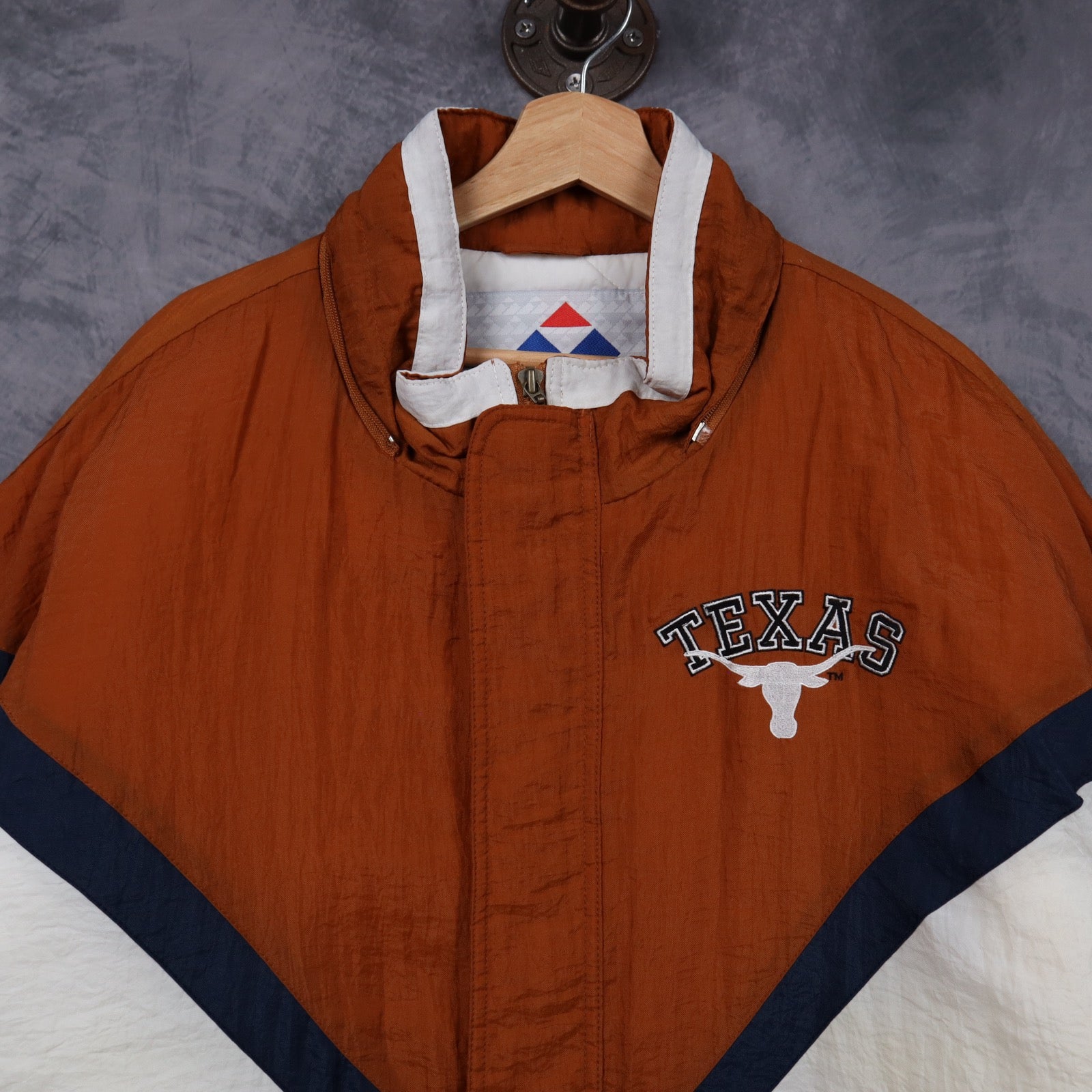 90s Burnt Orange Texas Longhorns Apex One Puffer Jacket 5915