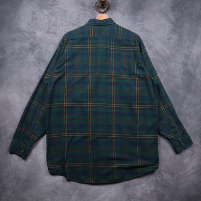 90s Green L.L. Bean Plaid Long Sleeve Button Up Shirt 5556