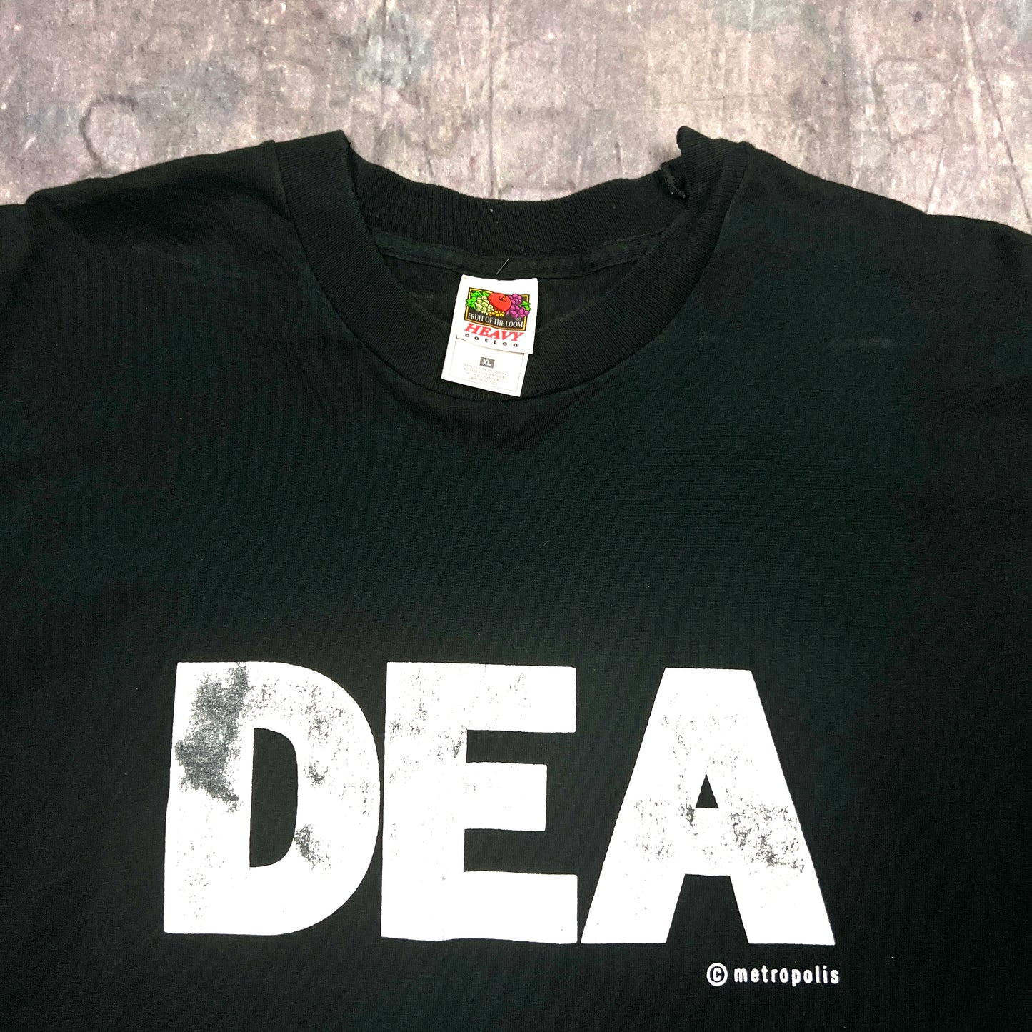 90s Black Text "DEA" Quote Shirt L AT29