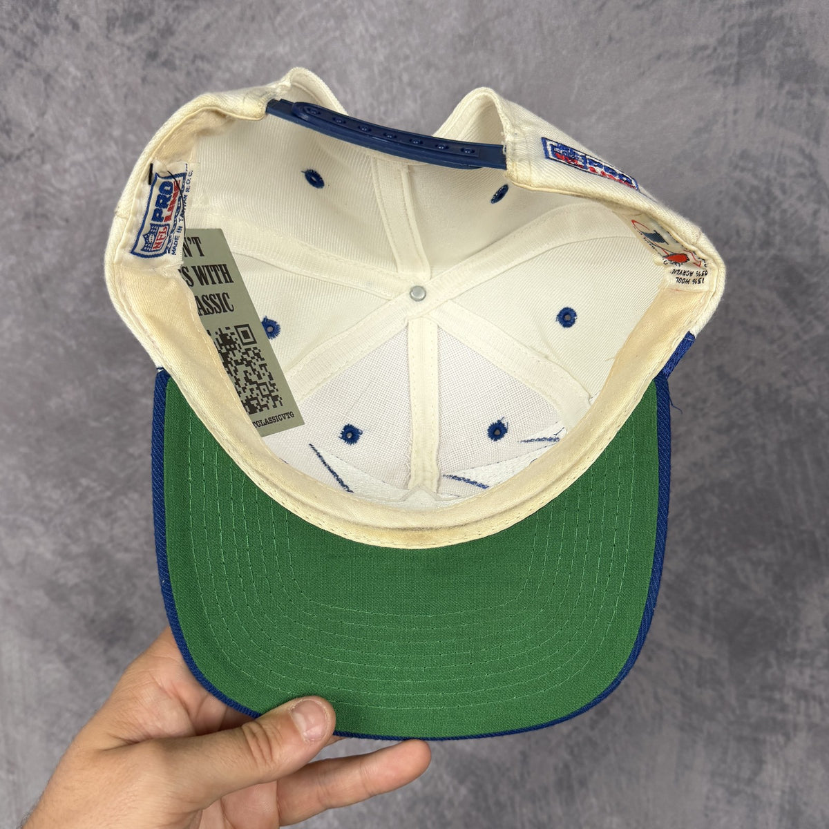 90s Cream Dallas Cowboys Logo Athletic Sharktooth Snapback Hat 6798