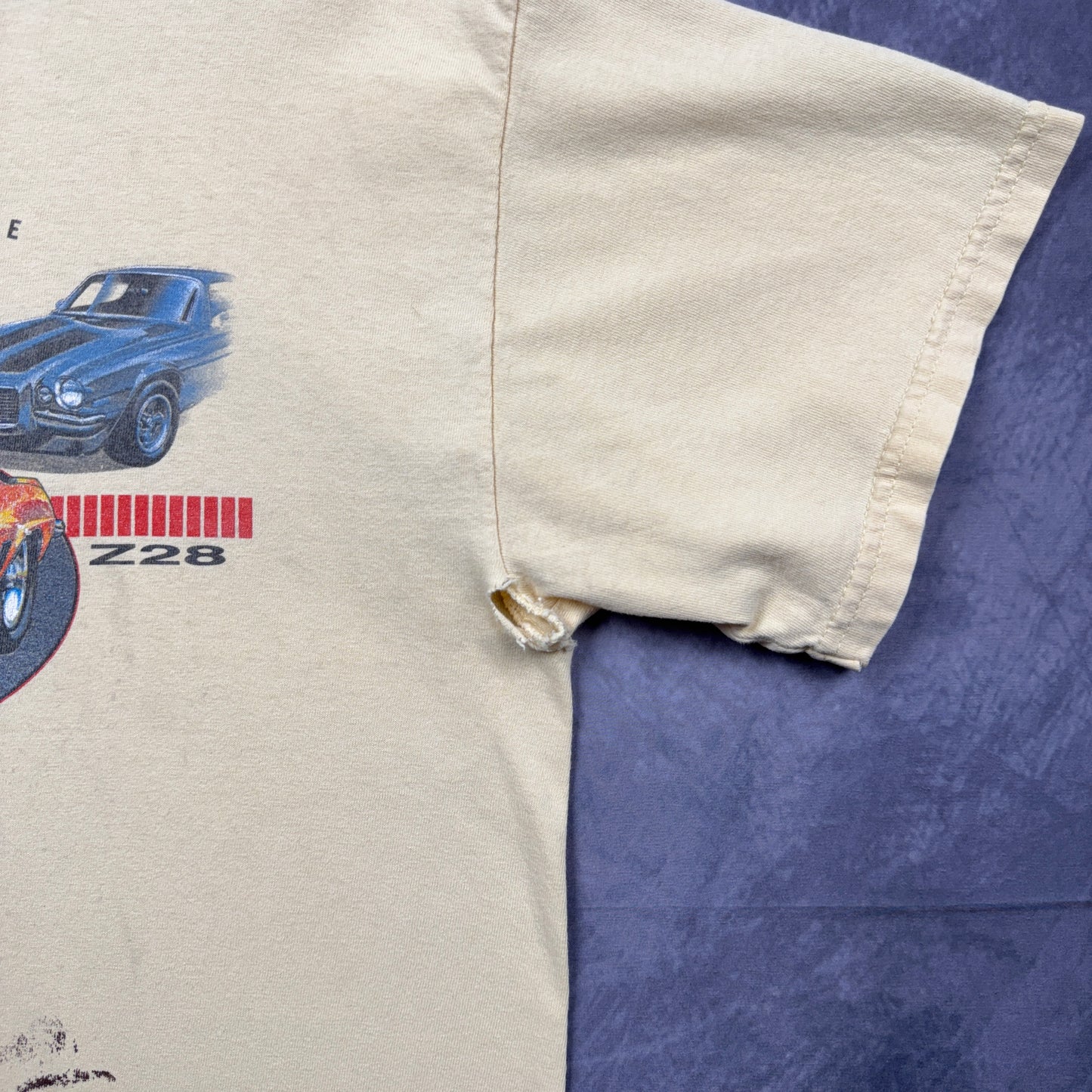 00s Yellow Chevy Camaro Shirt 3962