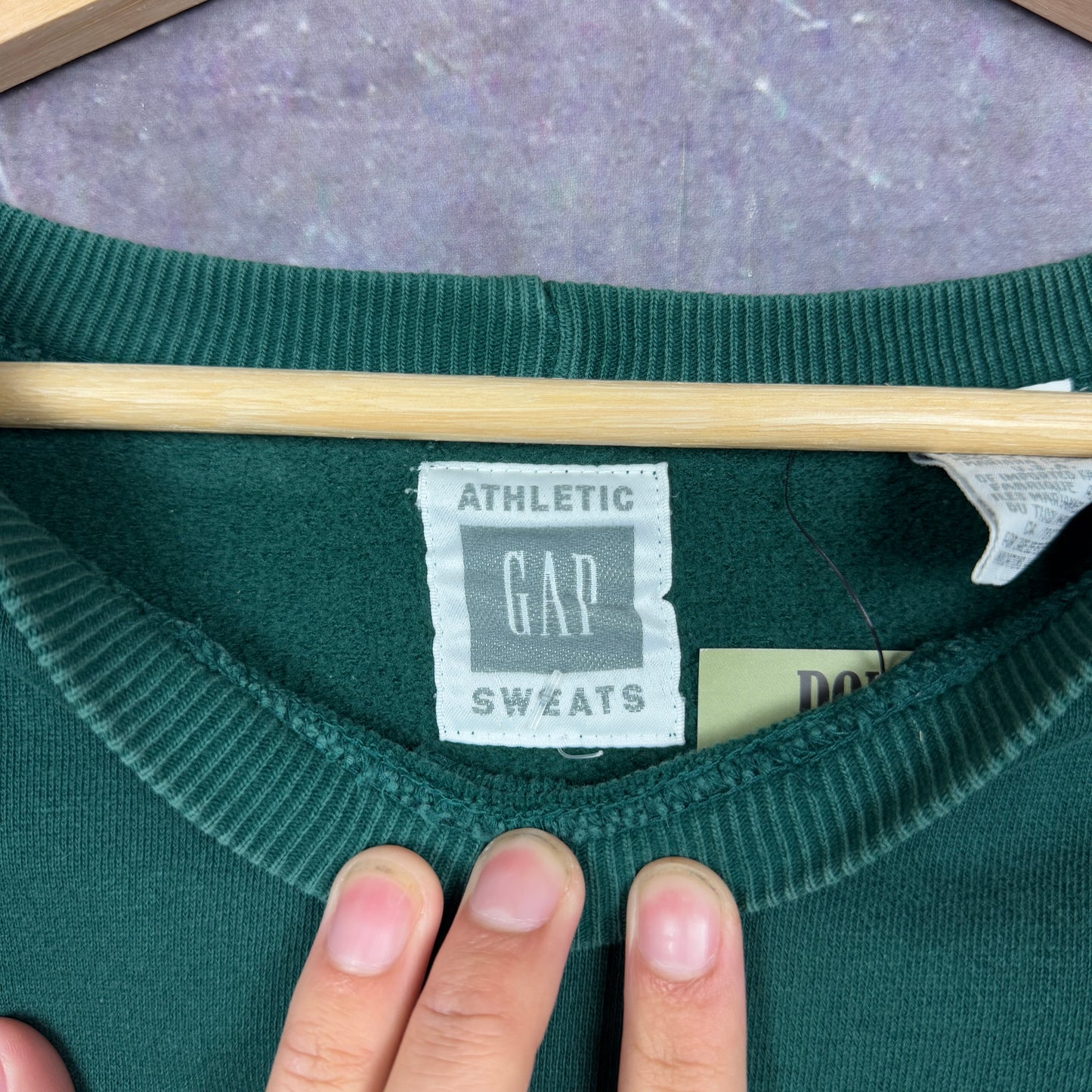 90s Forest Green Gap Blank Essential Crewneck Sweatshirt L 1208